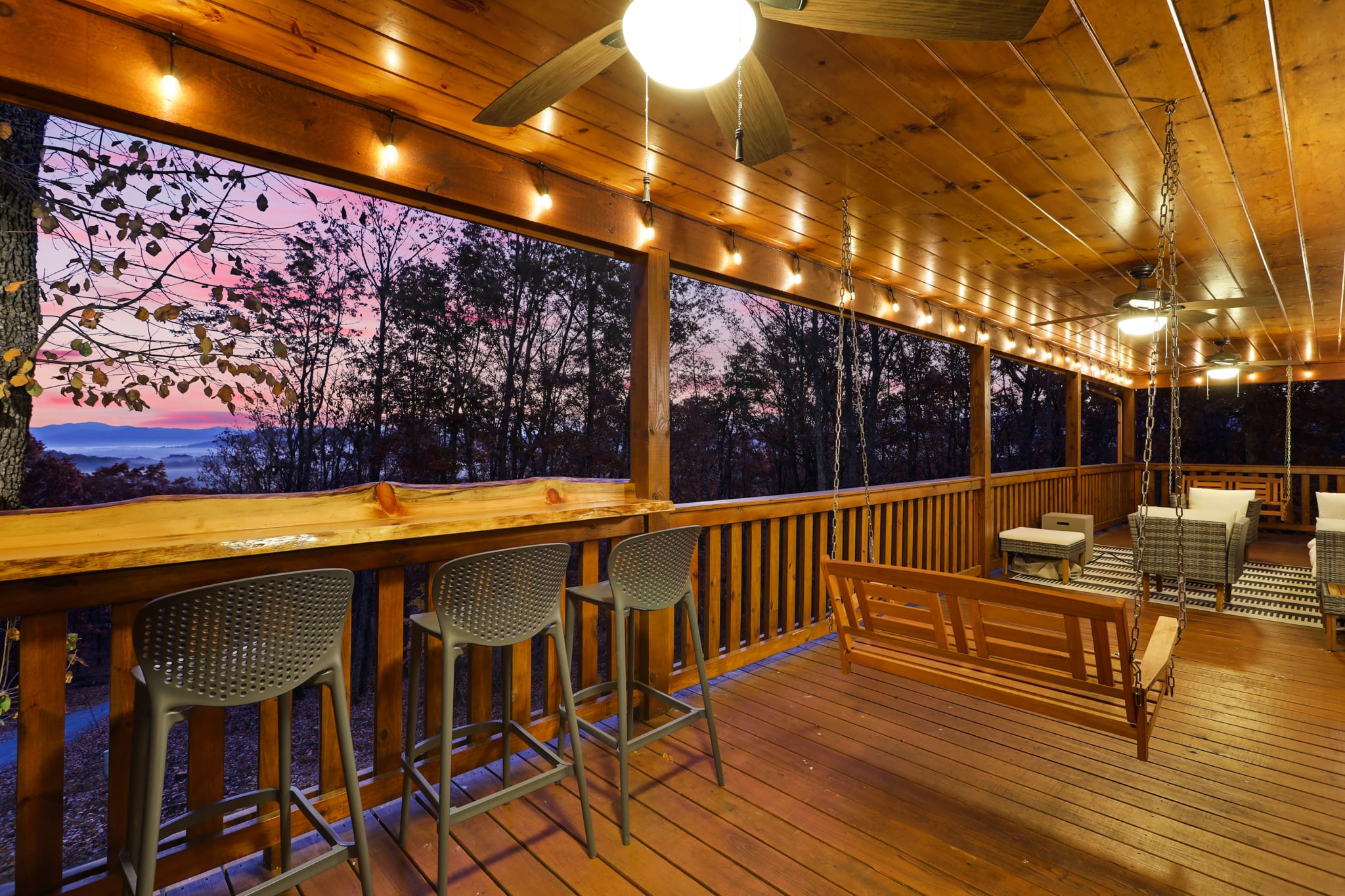 Enjoy the stunnning sunrise from the large porch!