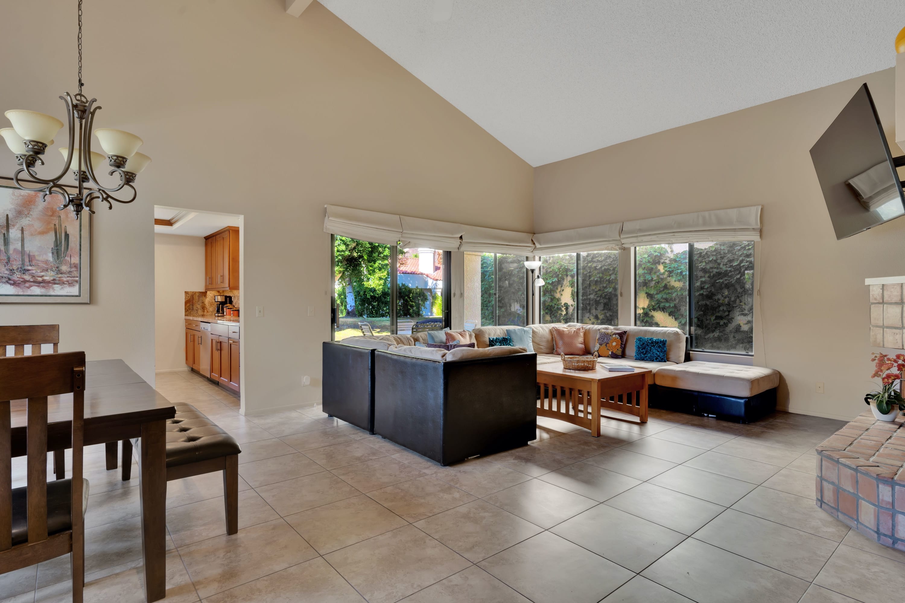 Great Location Steps to La Quinta Resort - Photo 3