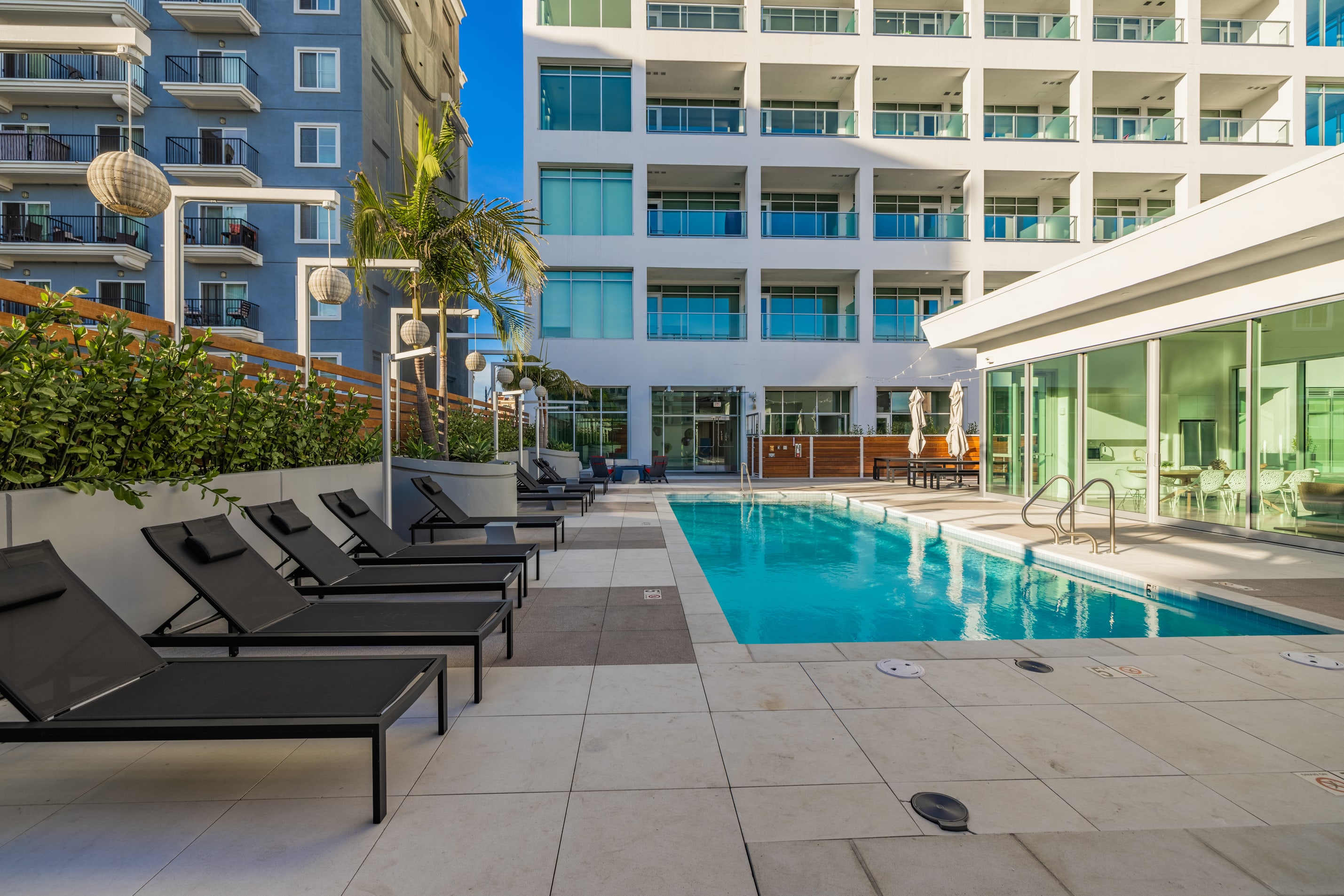 Property Image 100
