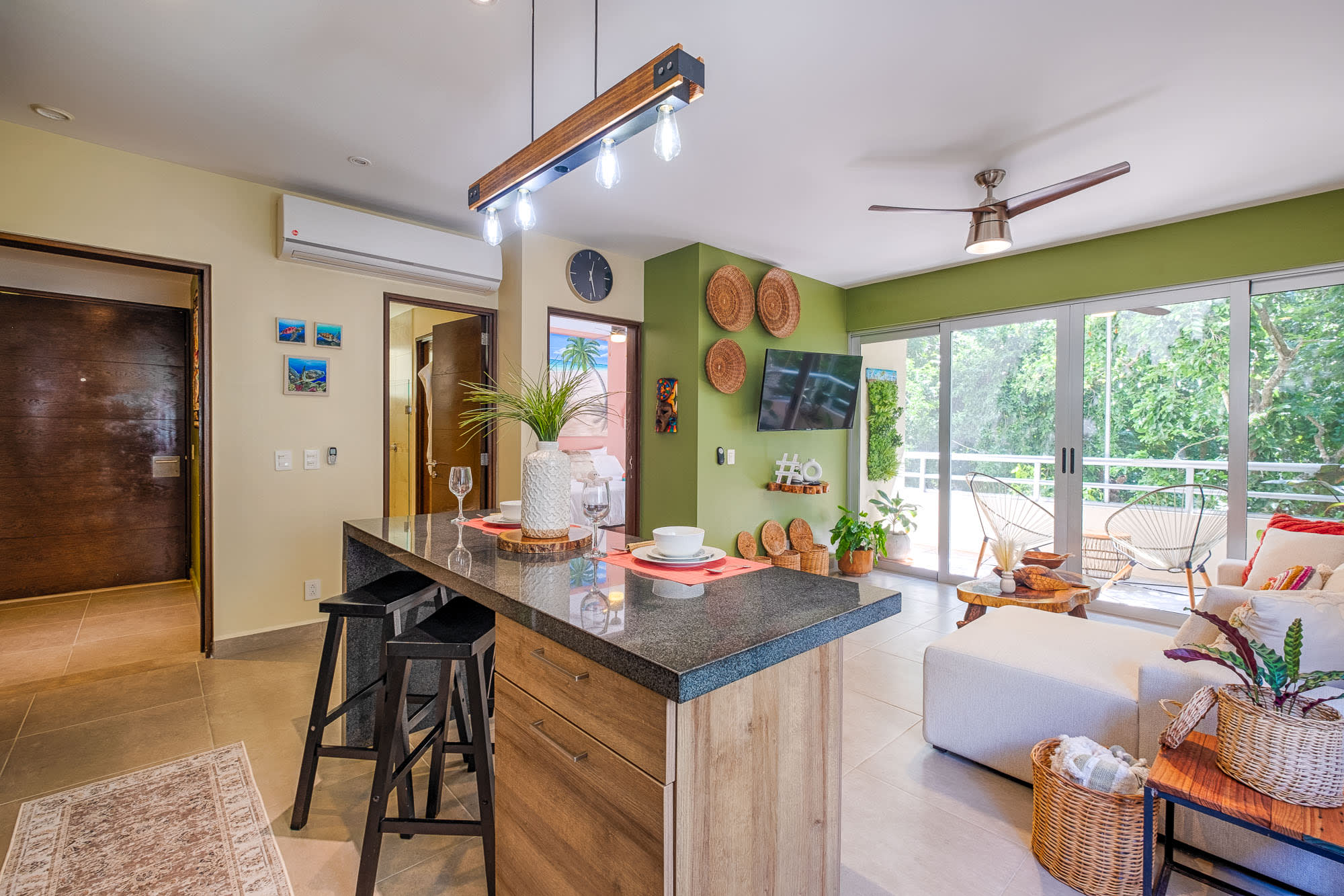 Beautiful & Spacious 2 Bed Condo in GRAND SIRENIS! — Solidaridad, Quintana Roo — vacation rental