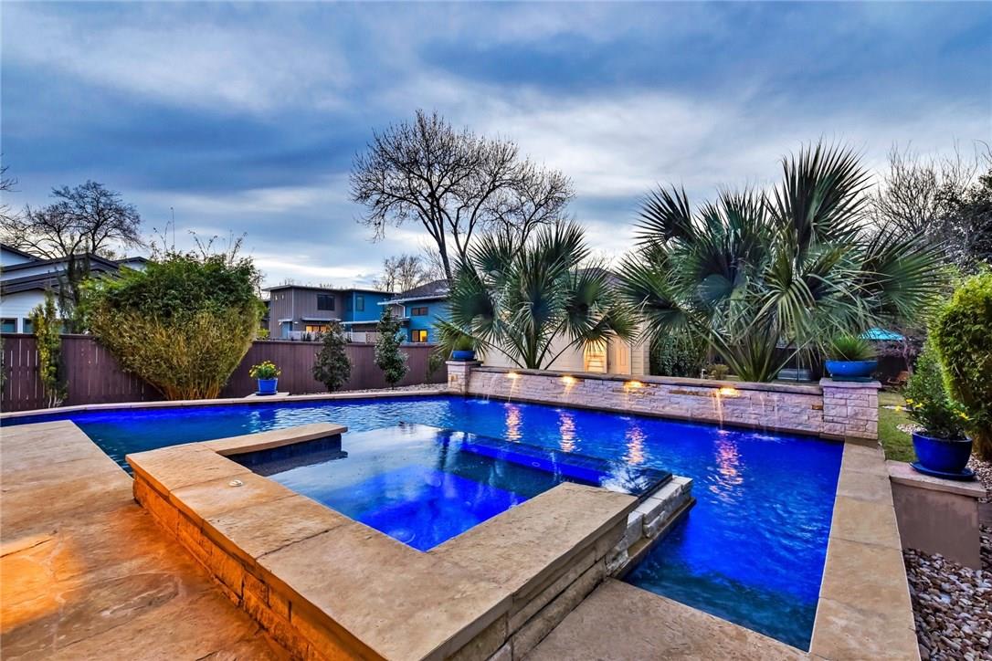 6 person spa and heated pool