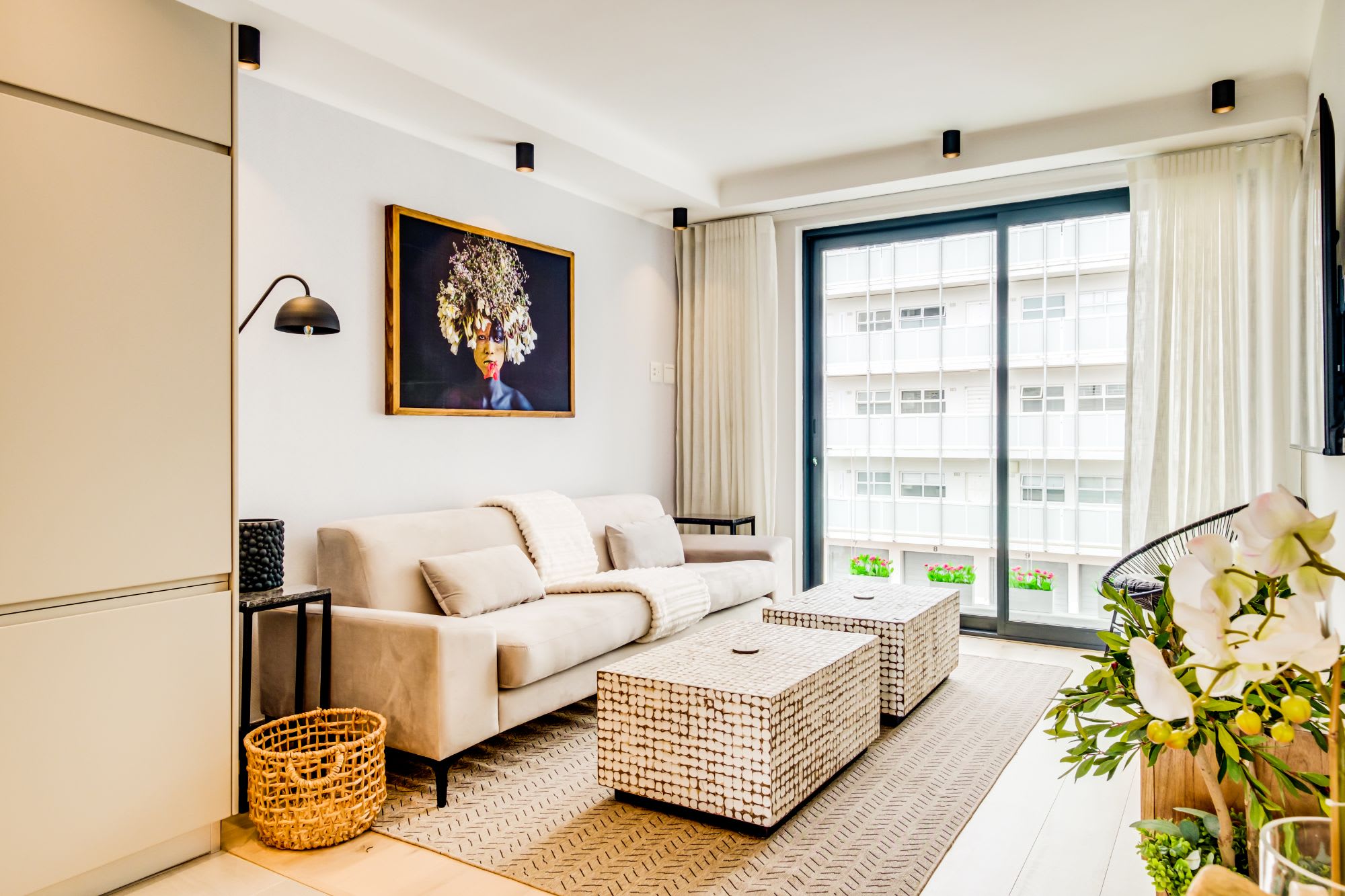 Designer Apartment in the heart of Green Point Mimosa | Photo 3