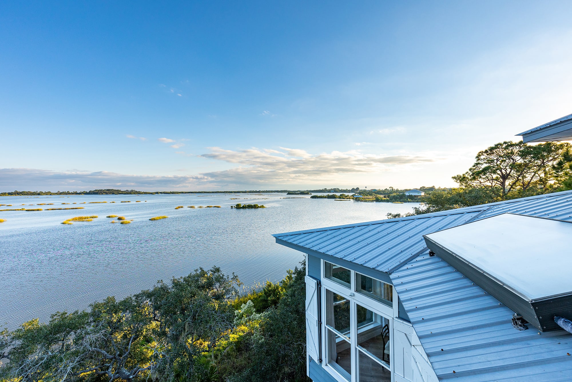Third floor balcony- amazing 360° views of the island