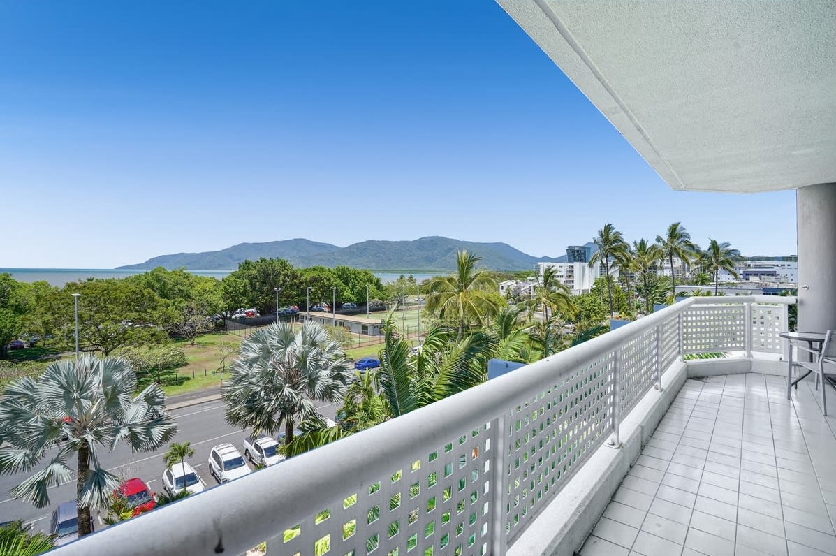 Cairns Luxury Waterview Apartment - Foto 2