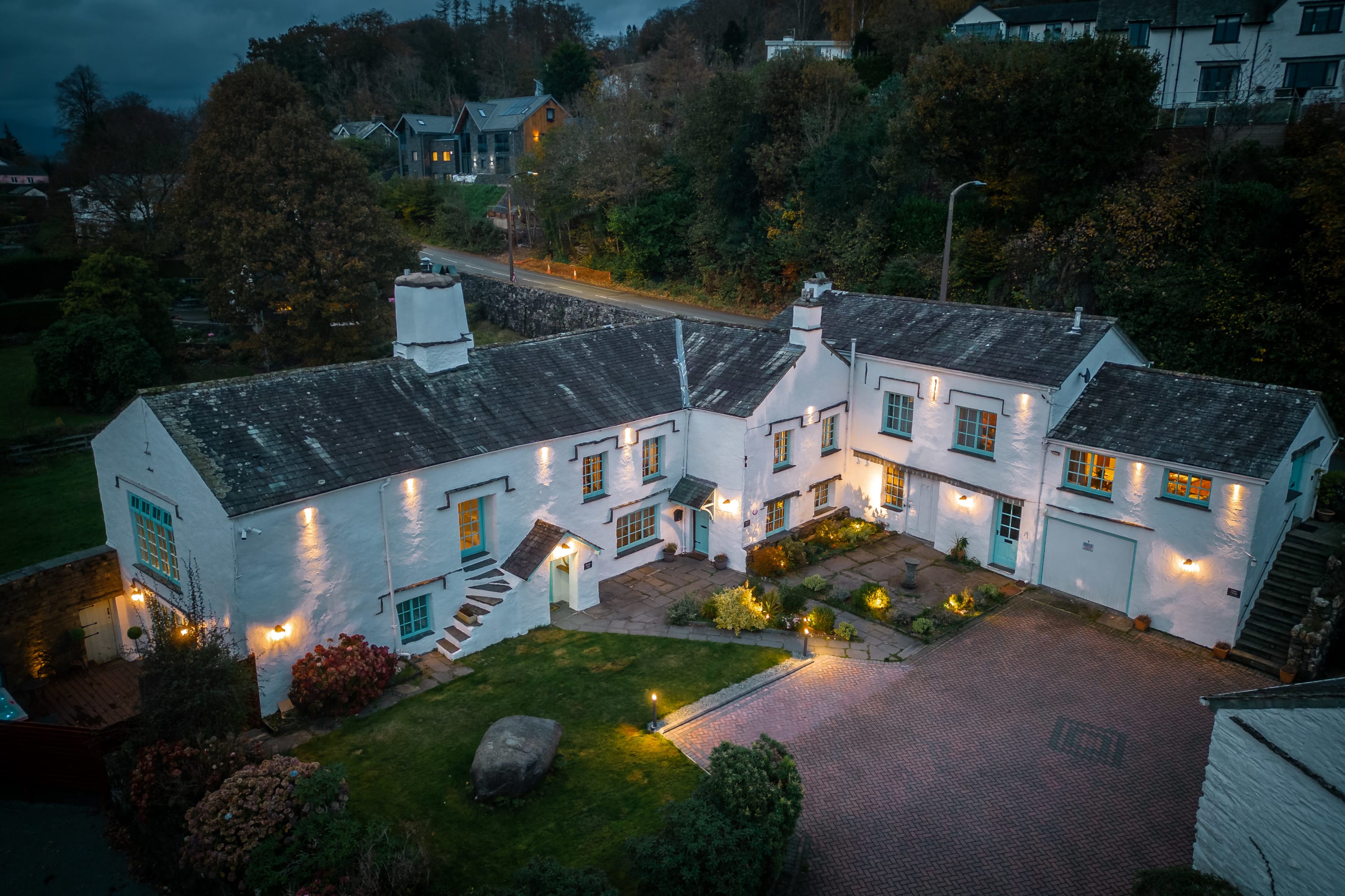 Bordriggs Farm grade 2 listed 6 bedroom 18th Century property with 3 hot tubs — Bowness-on-Windermere, England — vacation rental