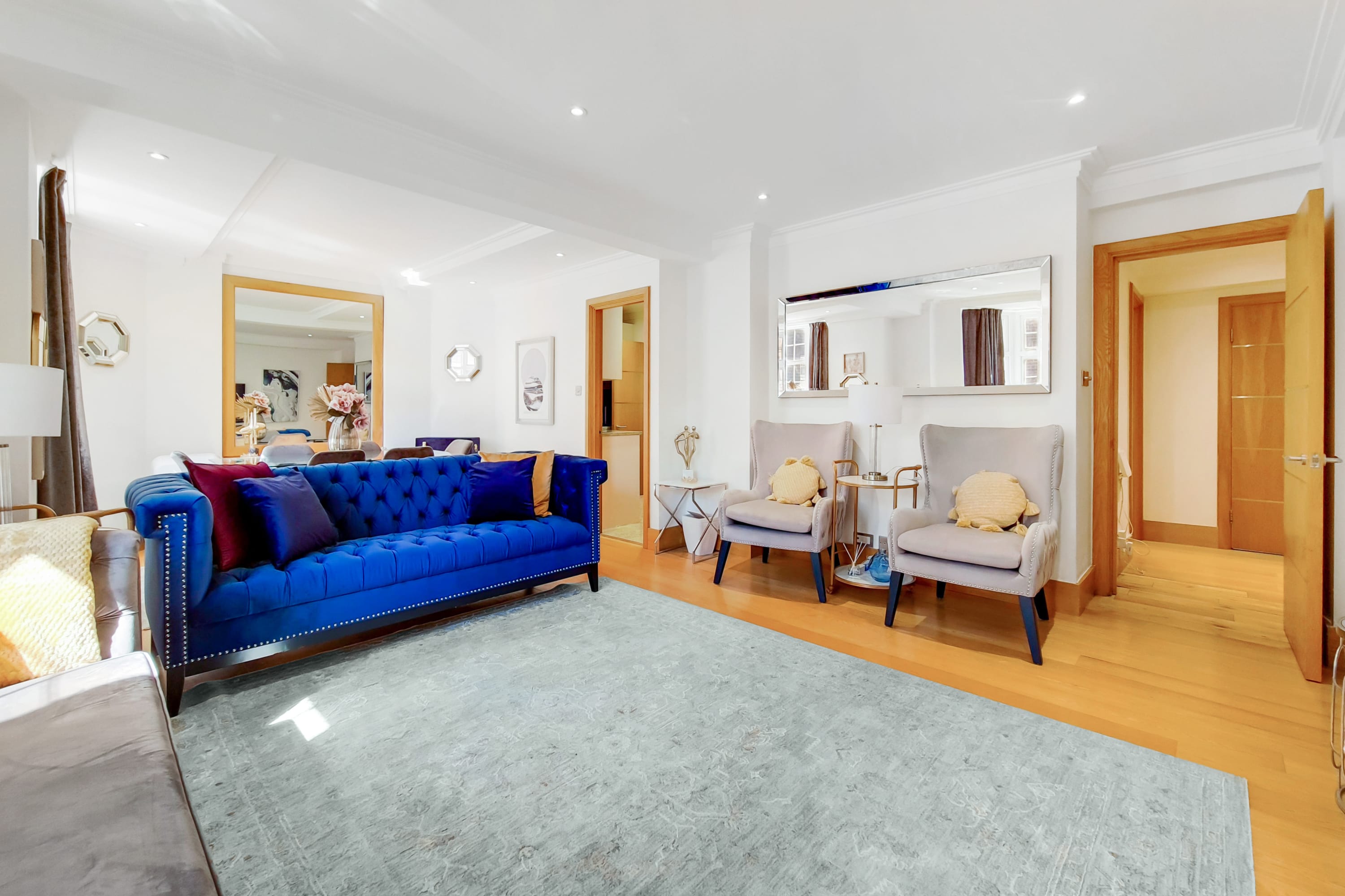 Spacious Knightsbridge Apartment Near Harrods in Brompton Road 88 SW3 1ES - Property image 4 - VivreStays
