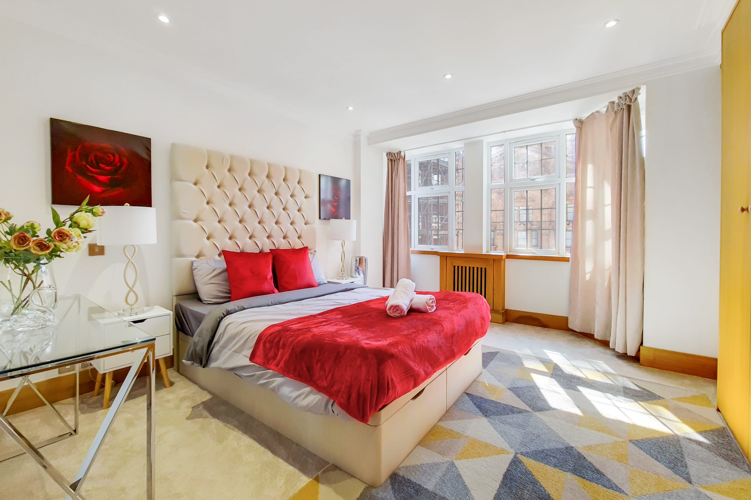 Spacious Knightsbridge Apartment Near Harrods in Brompton Road 88 SW3 1ES - Property image 5 - VivreStays
