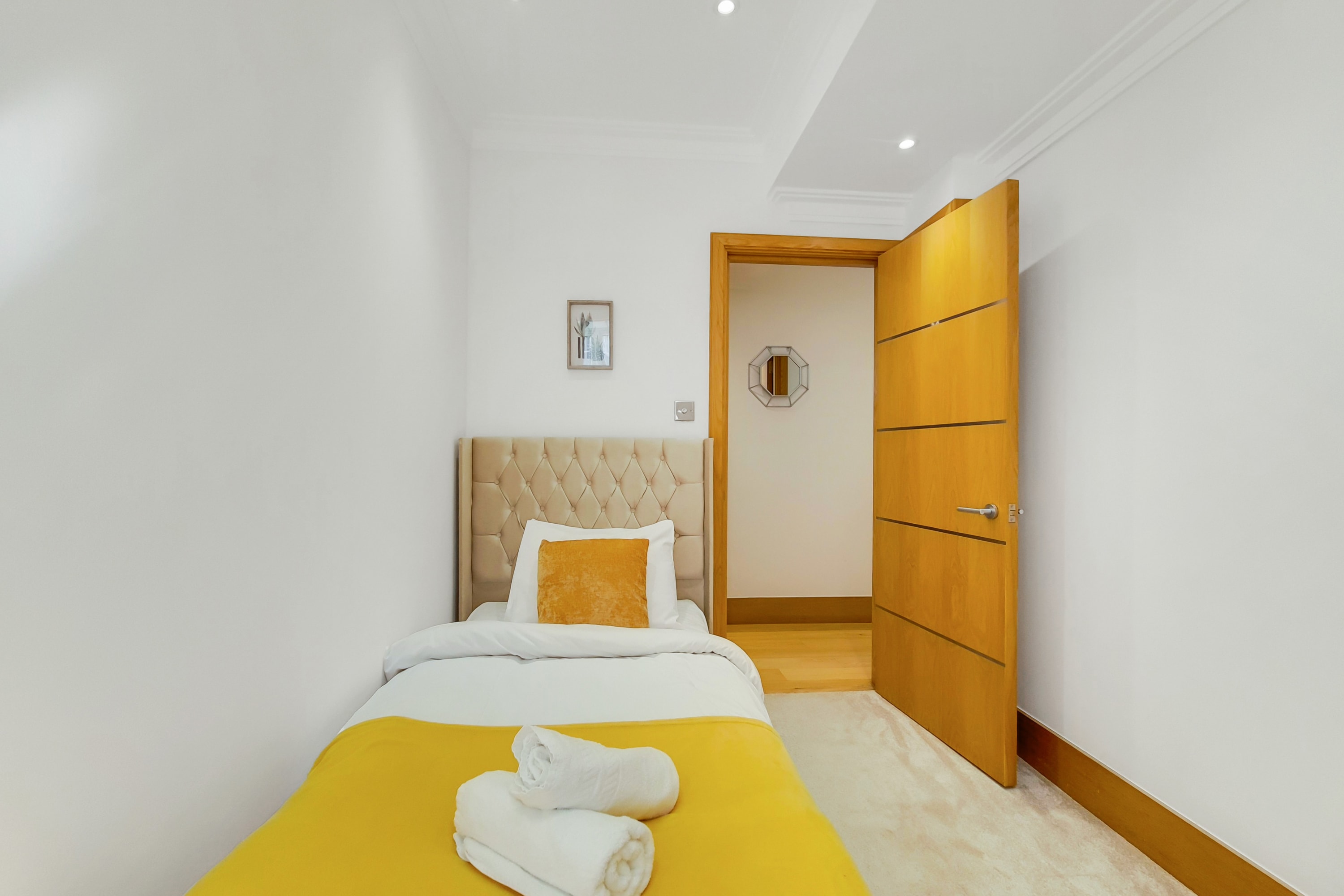 Spacious Knightsbridge Apartment Near Harrods in Brompton Road 88 SW3 1ES - Property image 10 - VivreStays