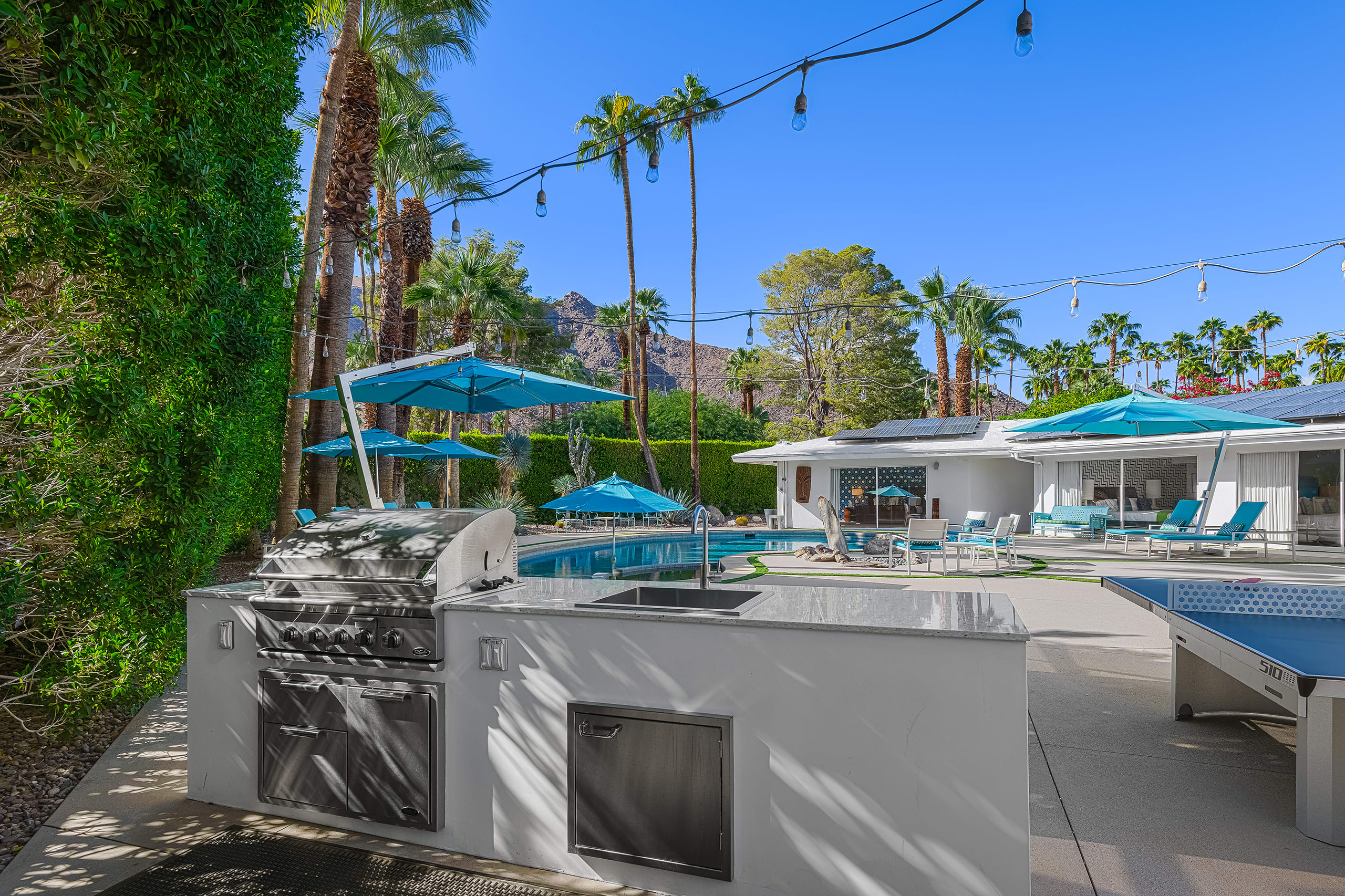 Old Las Palmas Mid-Century Luxury Estate Mtn Views - Picture 4