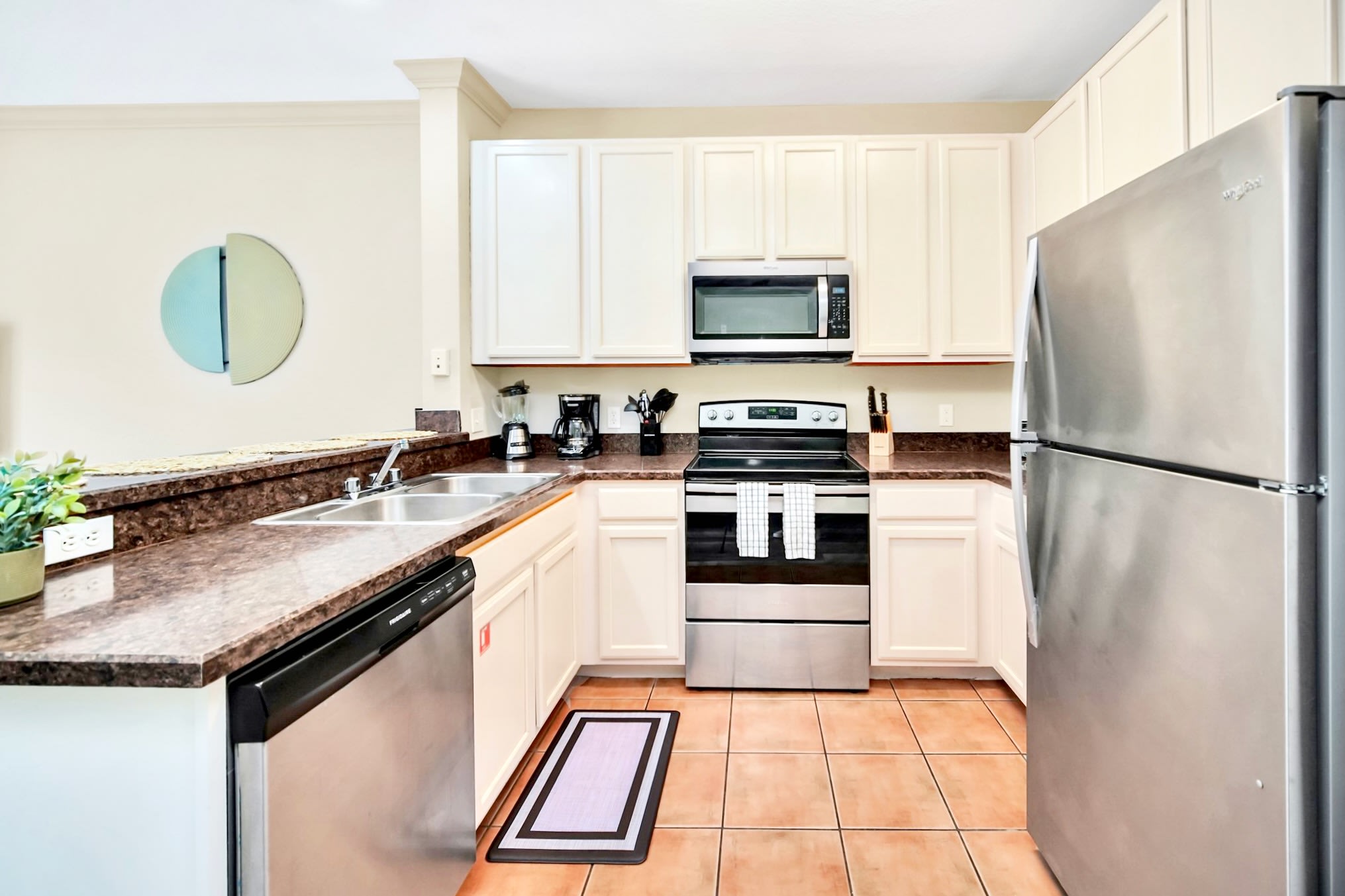 Fully Equipped Kitchen with Stainless Steel Appliances