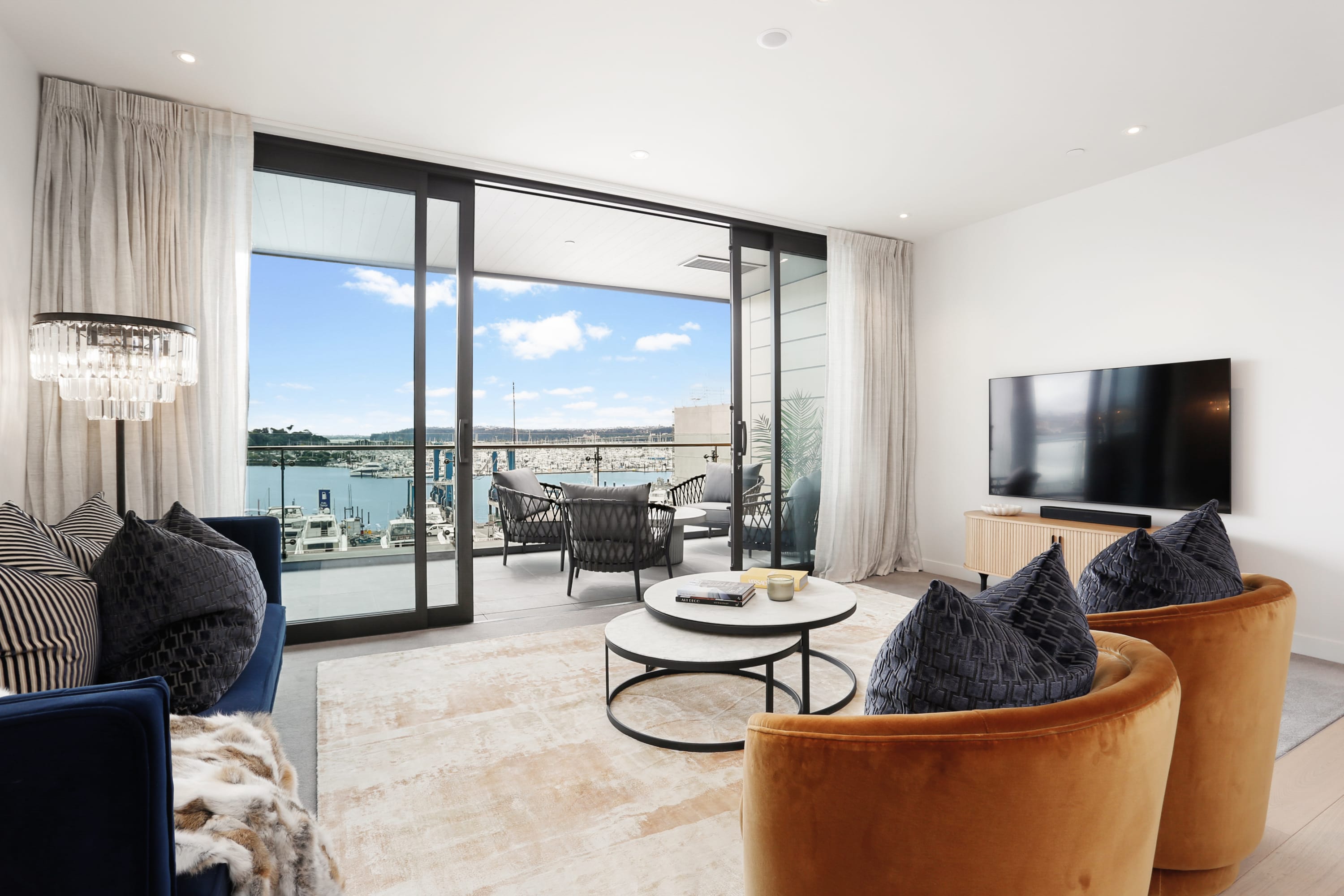 Glamorous City Living in Wynyard Quarter - Image 3