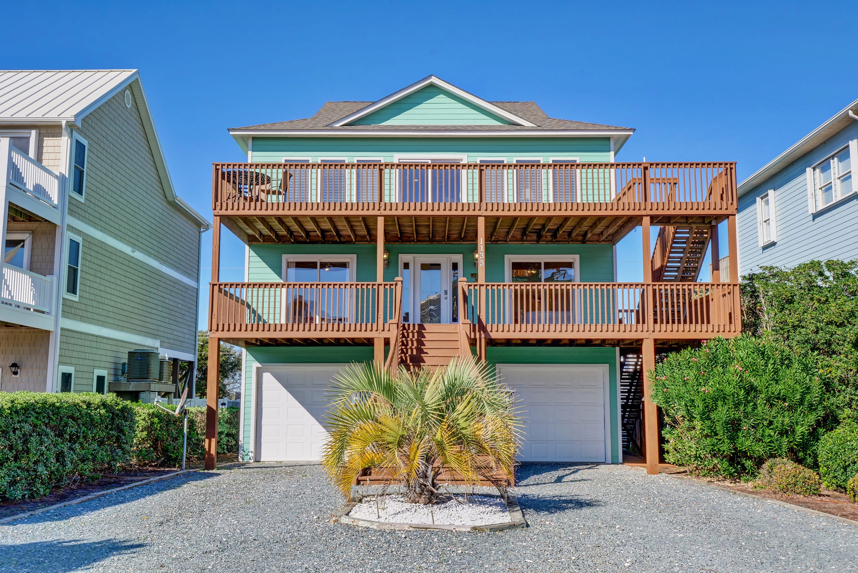Sea-Esta 5BR Sleeps 14 w/POOL!