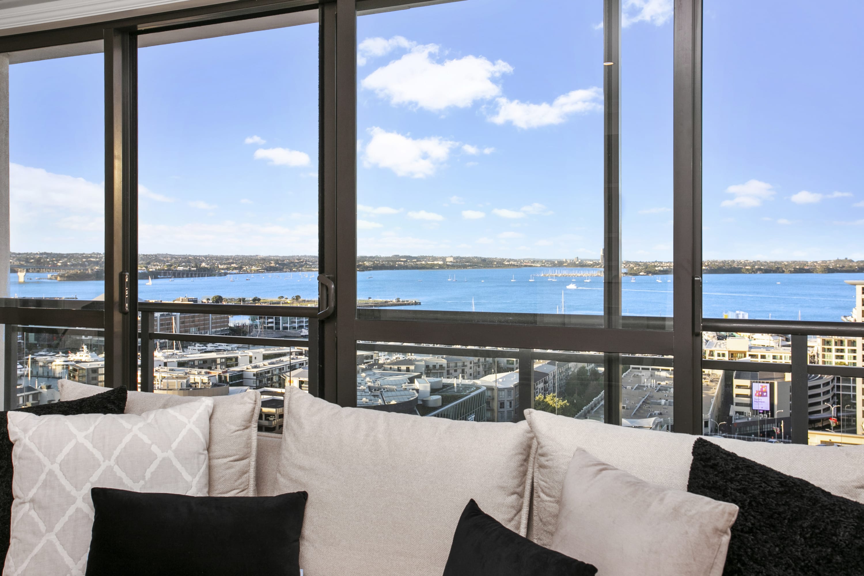 Penthouse with Expansive Views at Heritage Towers - Image 4