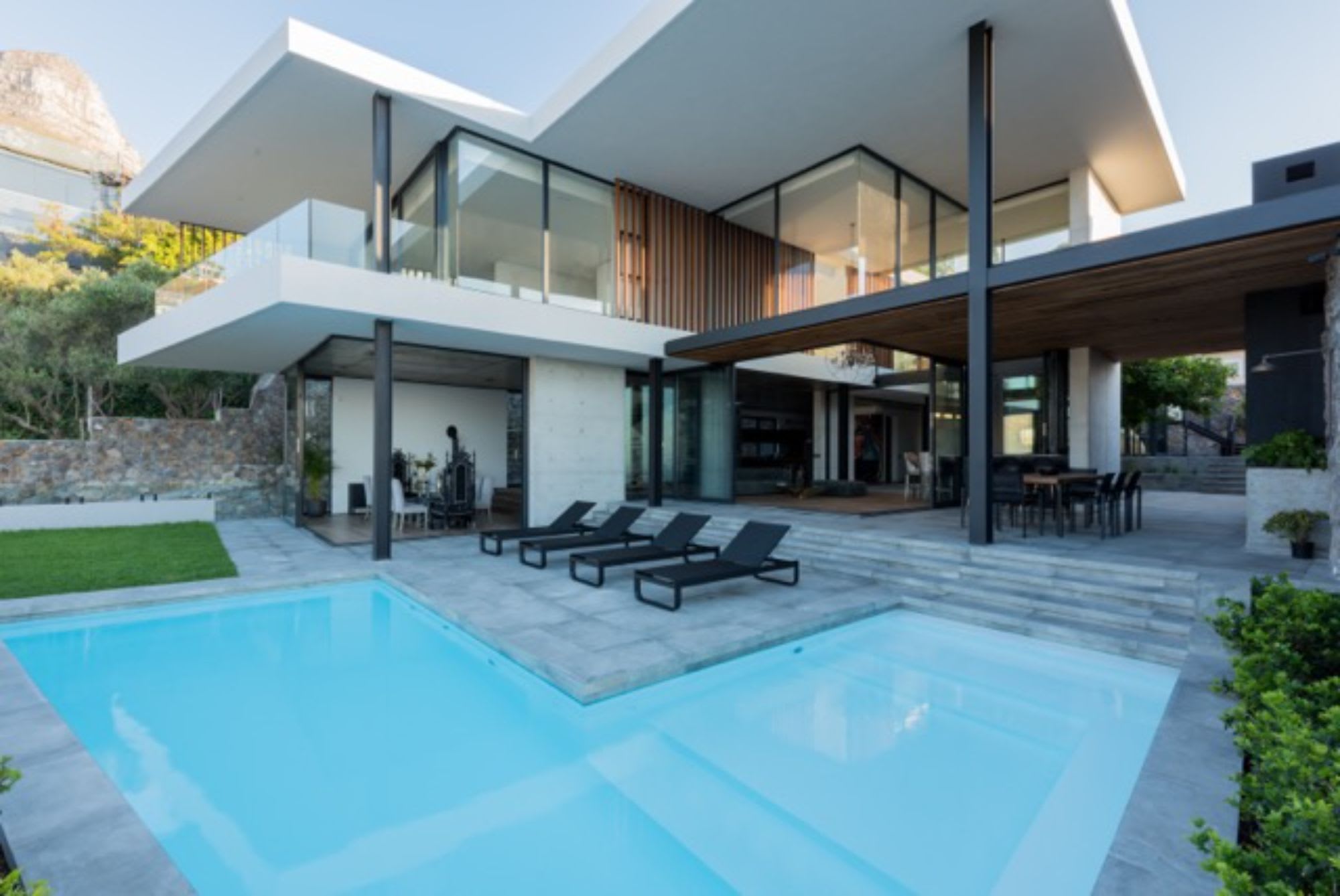 Bantry Bay: A Luxurious Haven of Breathtaking Views and Easy Access to ...