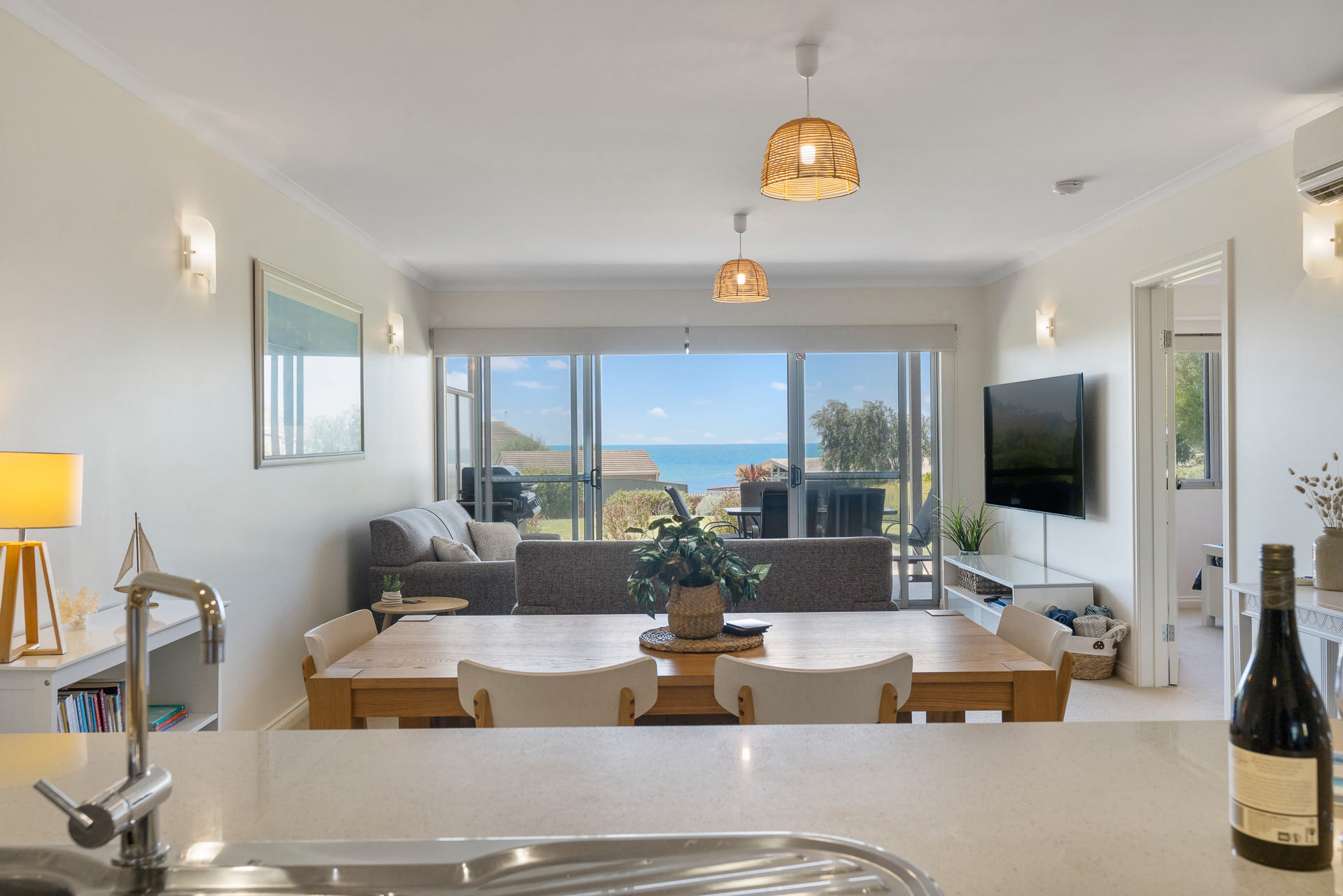 Seaview Getaway Encounter Bay - Wi-Fi - Family Friendly — Encounter Bay, SA — vacation rental