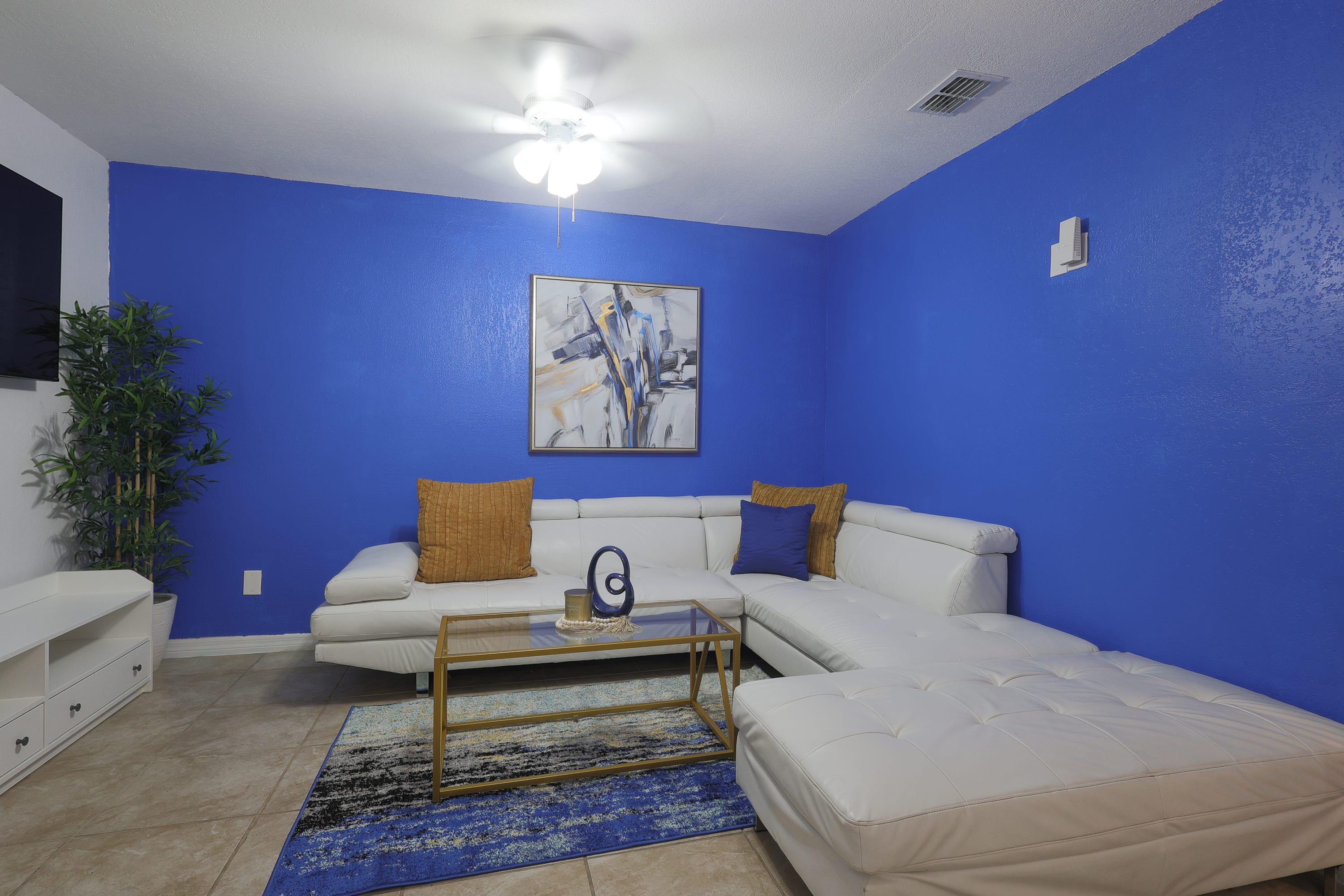 Saint Joseph Suites 5 in Tampa, FL
