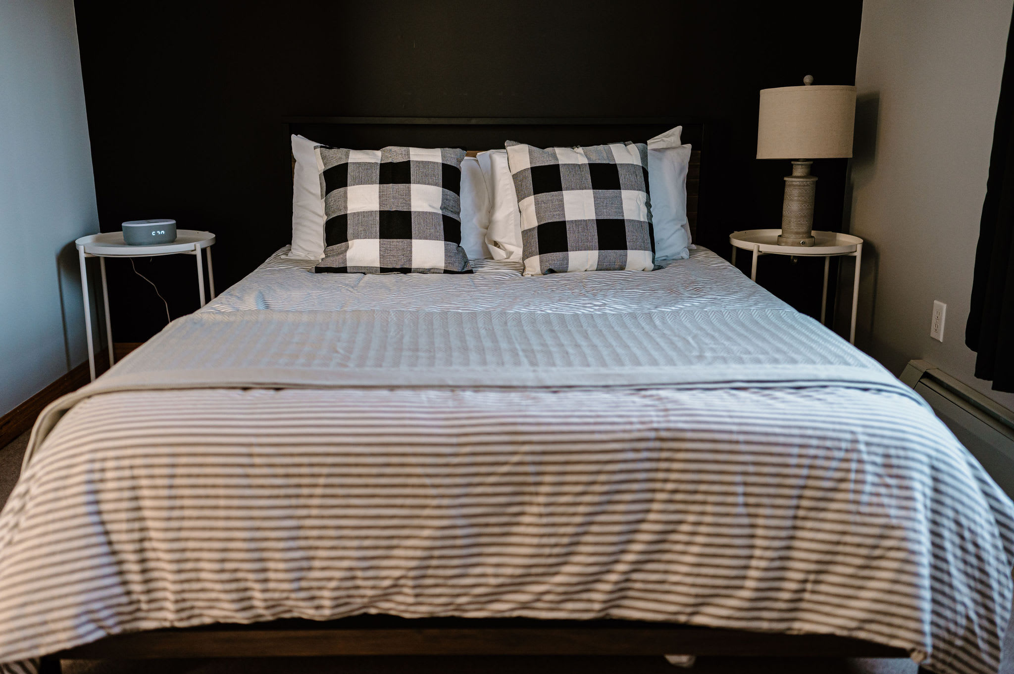 Queen bedroom