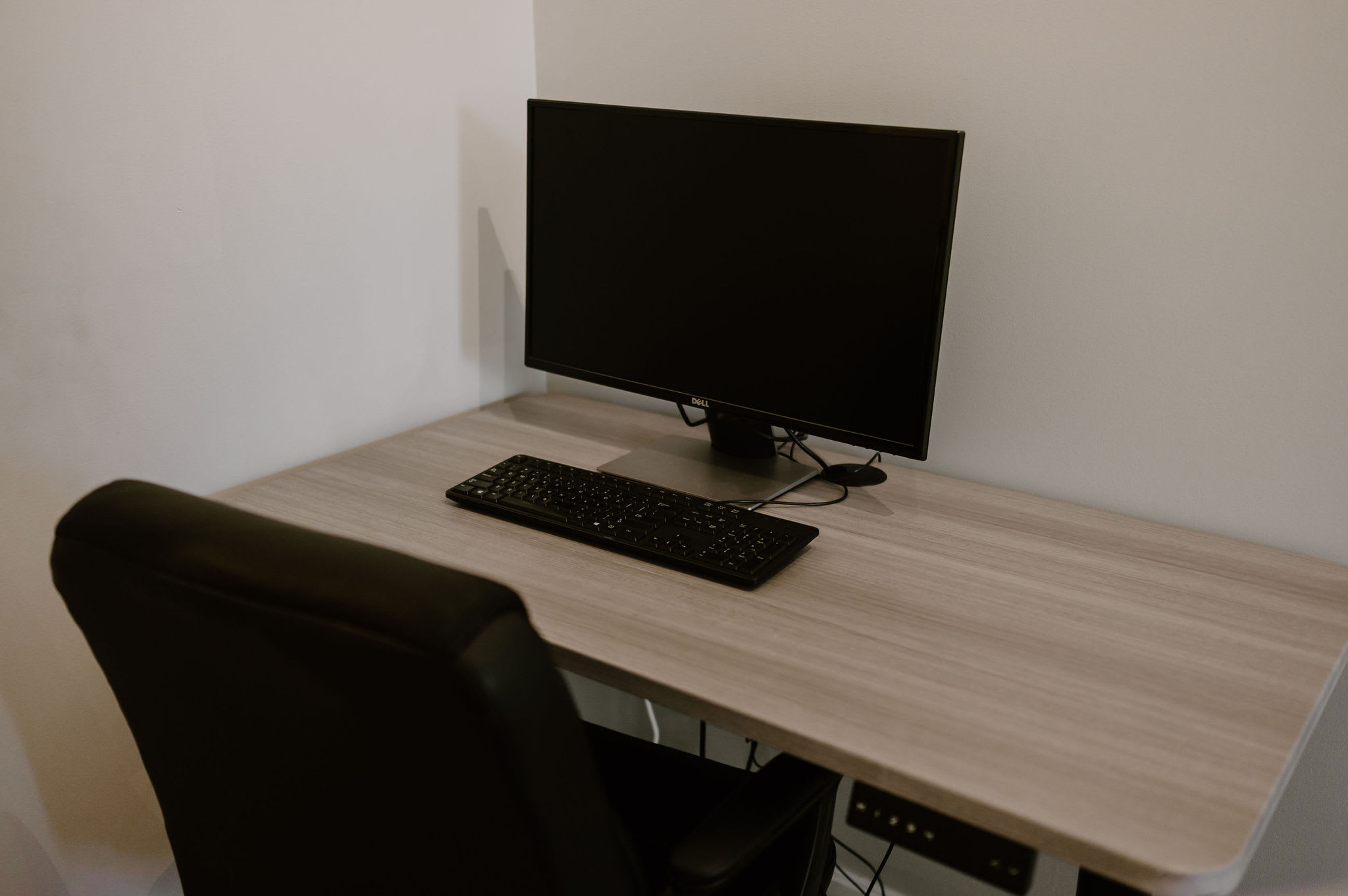 Adjustable stand up desk- perfect for remote workers!