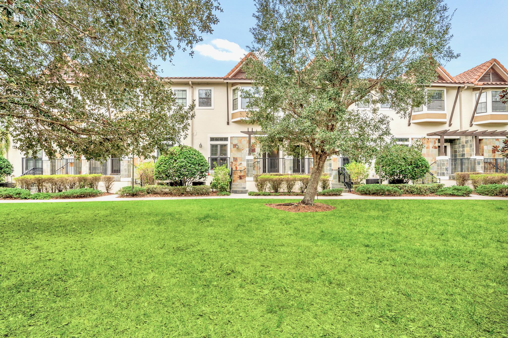 4BR Townhome Near Disney Pool Access | Photo 25