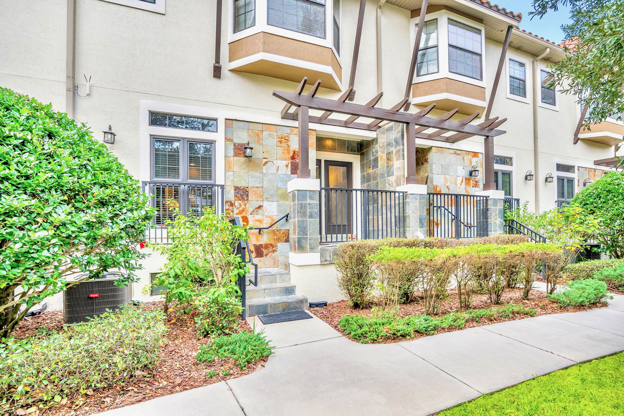 4BR Townhome Near Disney Pool Access | Photo 5