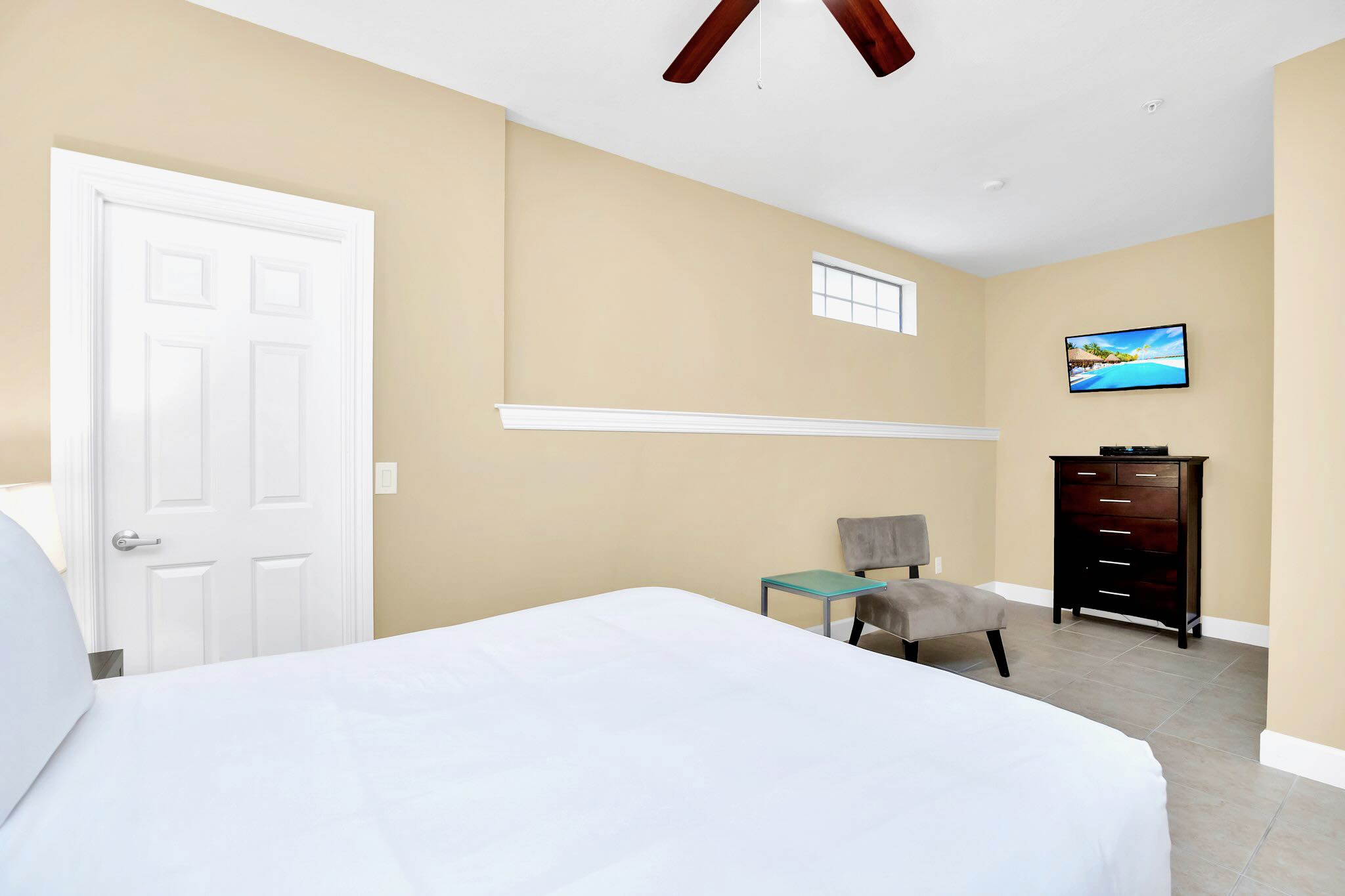 4BR Townhome Near Disney Pool Access | Photo 18