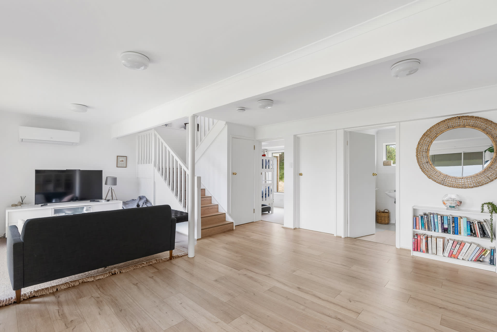 13 Sir George Ritchie Ave - Large family home with lovely river views — Goolwa South, South Australia — vacation rental