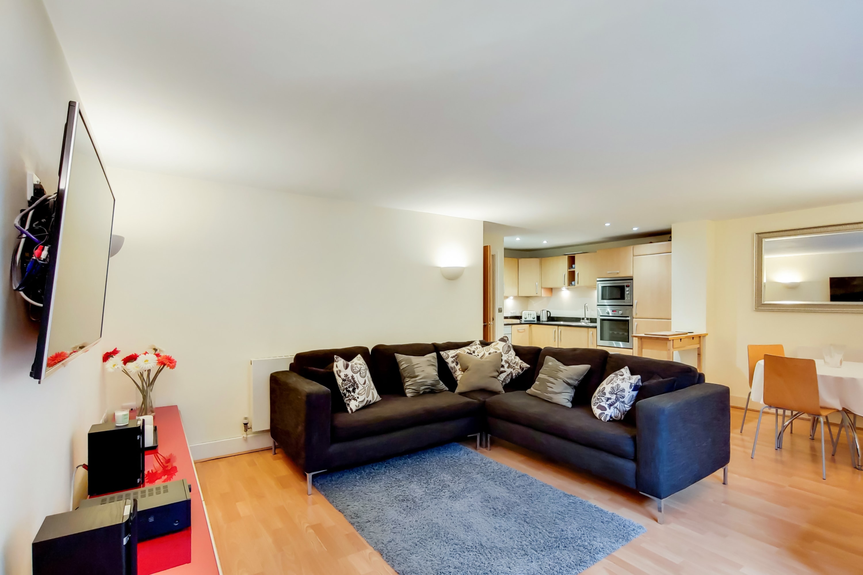 Cosy 2 bed 2 bath Kings Cross Apt with garden - Foto 1