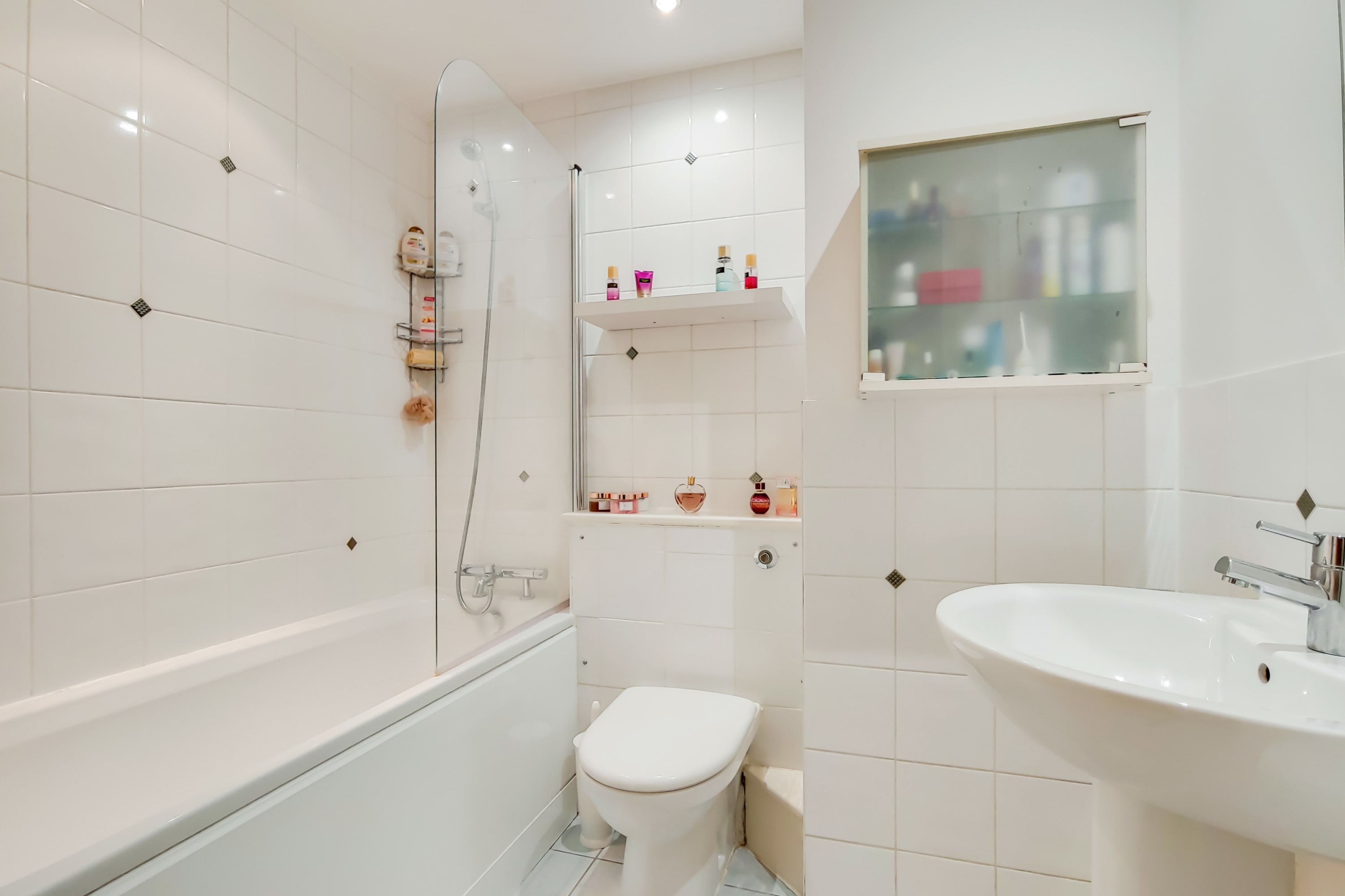 Charming 2-Bed Apartment near King's Cross Station - Photo 11