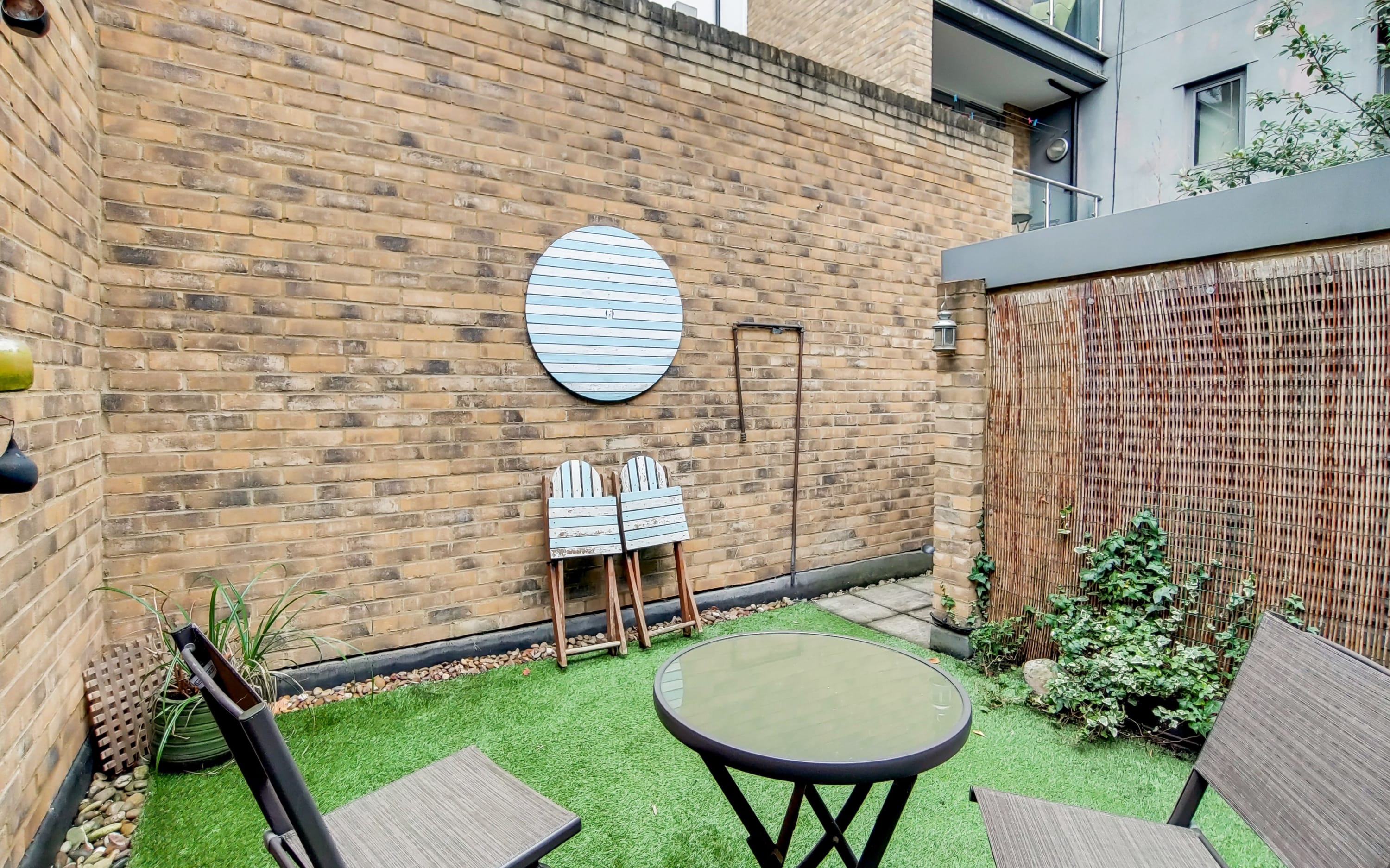 Charming 2-Bed Apartment near King's Cross Station - Photo 13