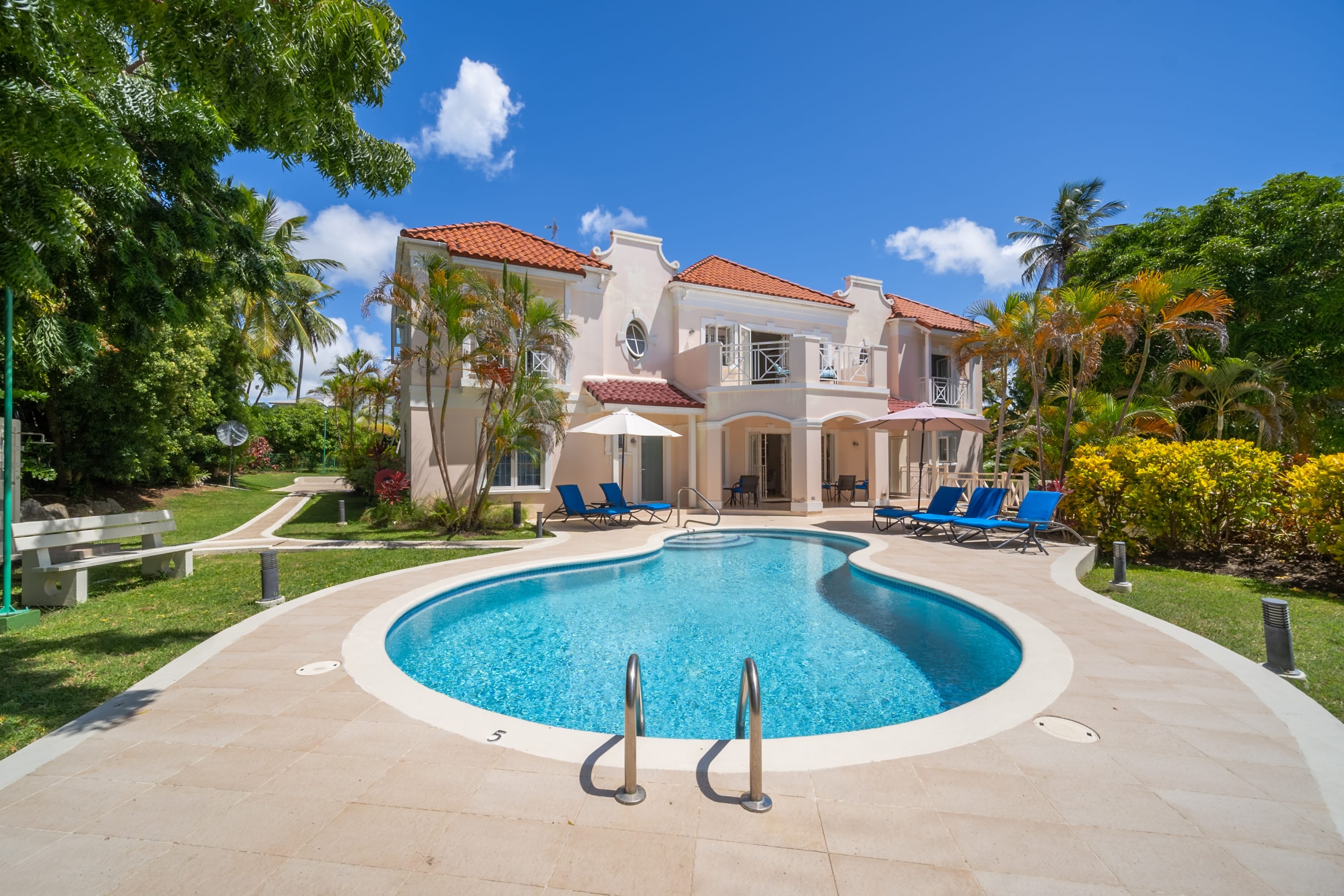 Villa Sundown 5BR — Mullins, Saint Peter — vacation rental