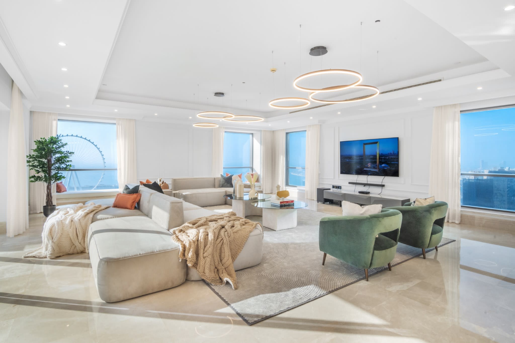 Ultimate 5BR Duplex Sky Villa with Private Pool — Dubai, Dubai — vacation rental