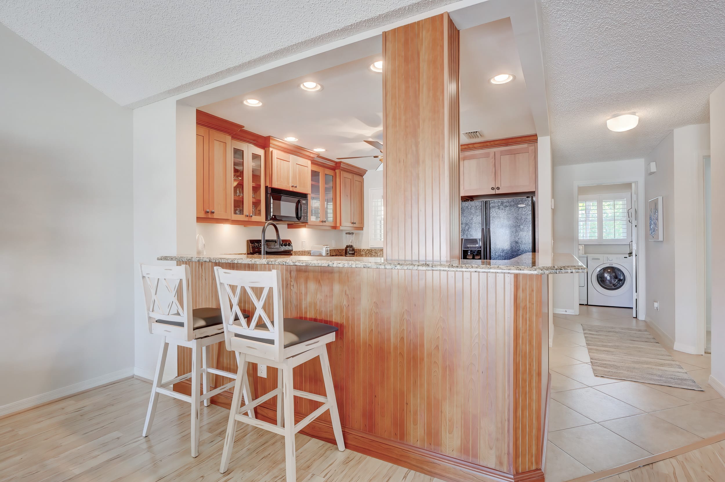 A 2 Waterfront Condo Near Naples Bay Beaches | Photo 10