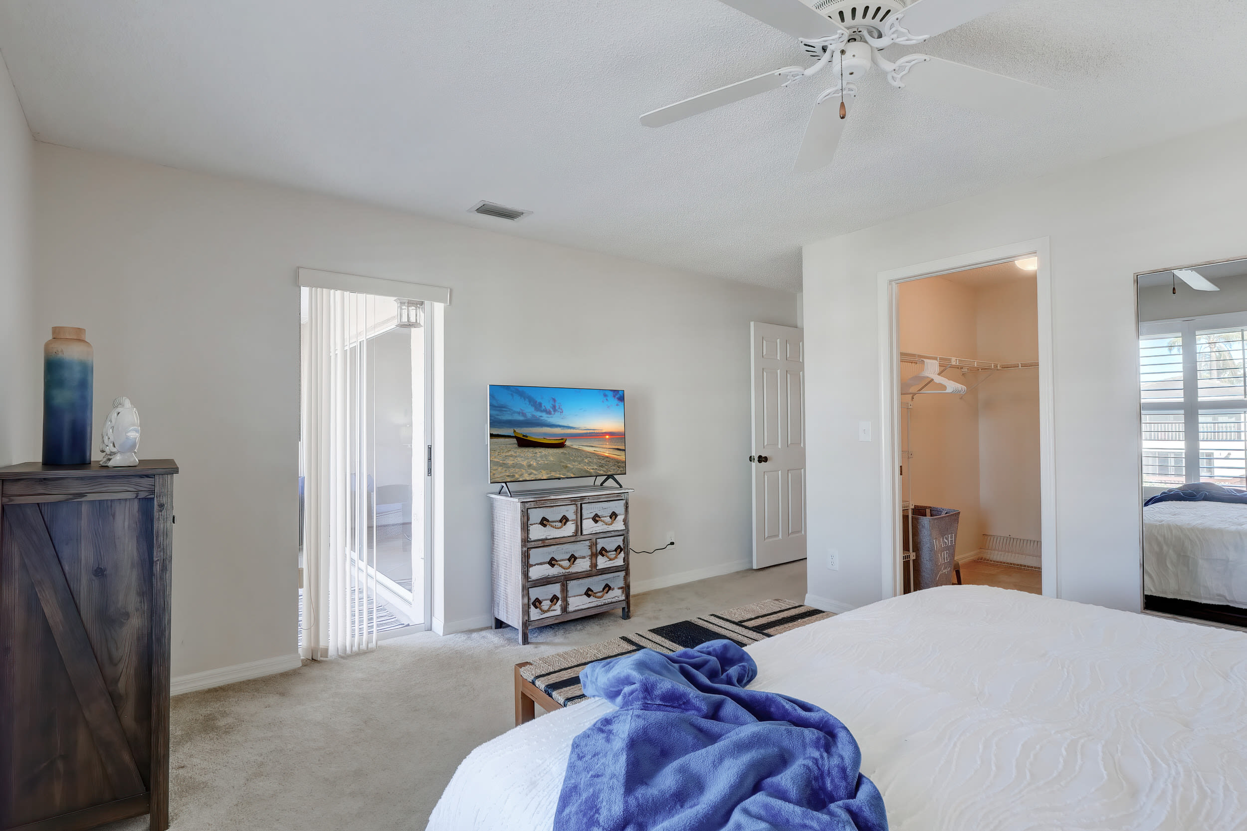 A 2 Waterfront Condo Near Naples Bay Beaches | Photo 19