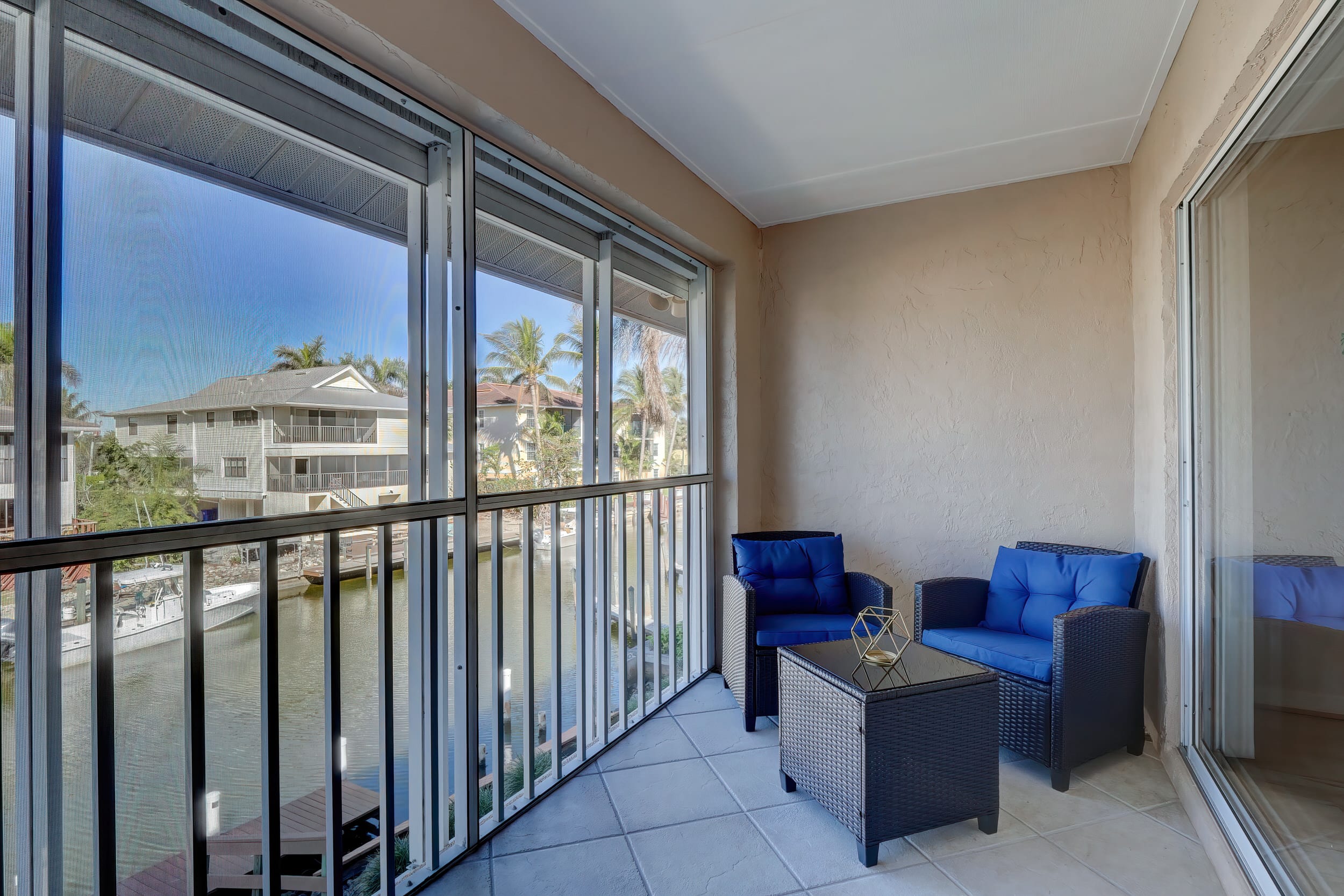 A 2 Waterfront Condo Near Naples Bay Beaches | Photo 26