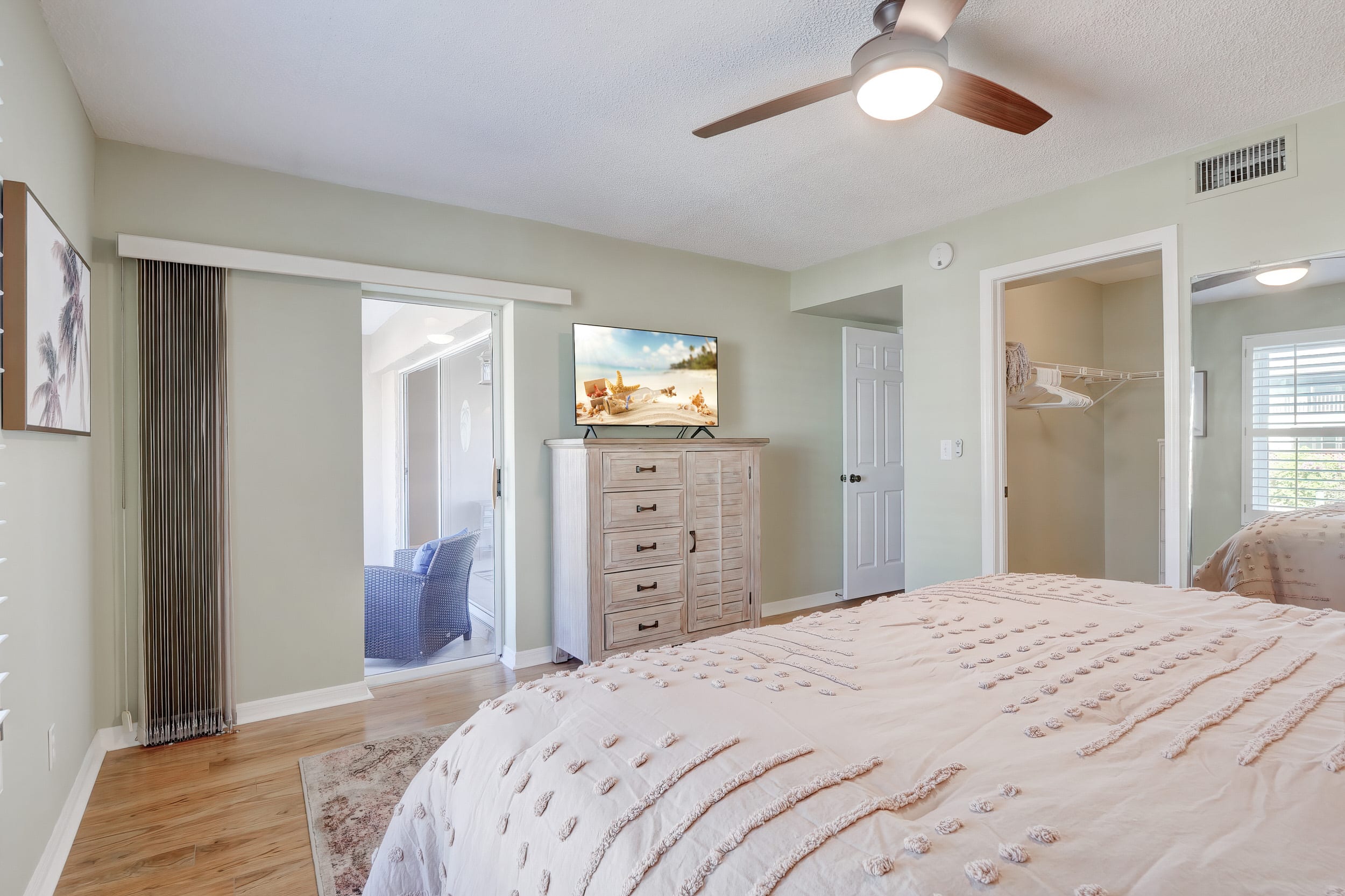 A 1 Waterfront Condo Near Naples Bay Beaches 20