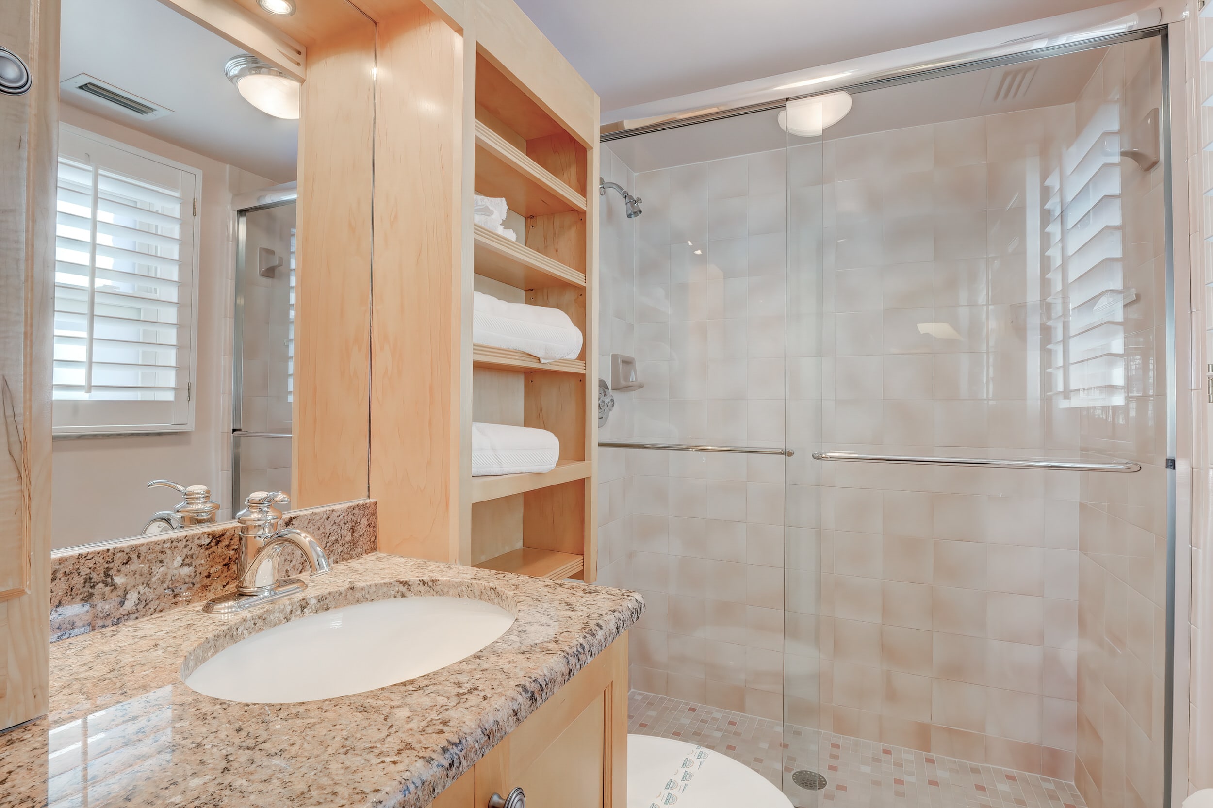 A 1 Waterfront Condo Near Naples Bay Beaches 21