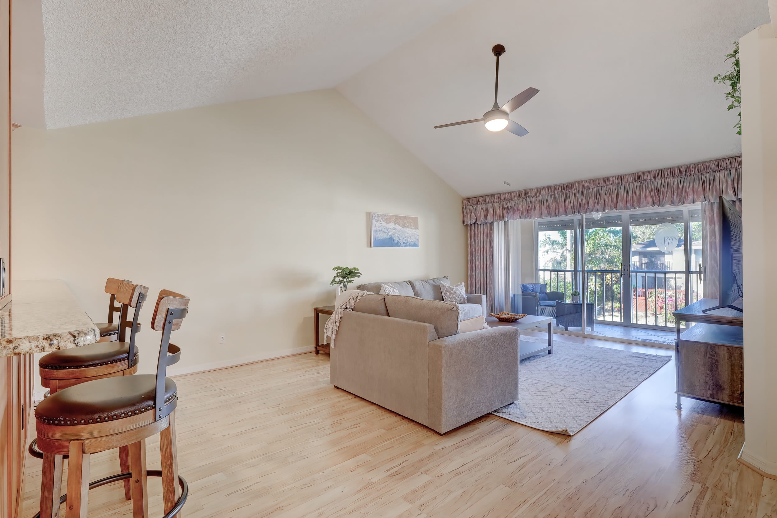 B 2 Waterfront Condo Near Naples Bay Beaches | Photo 15