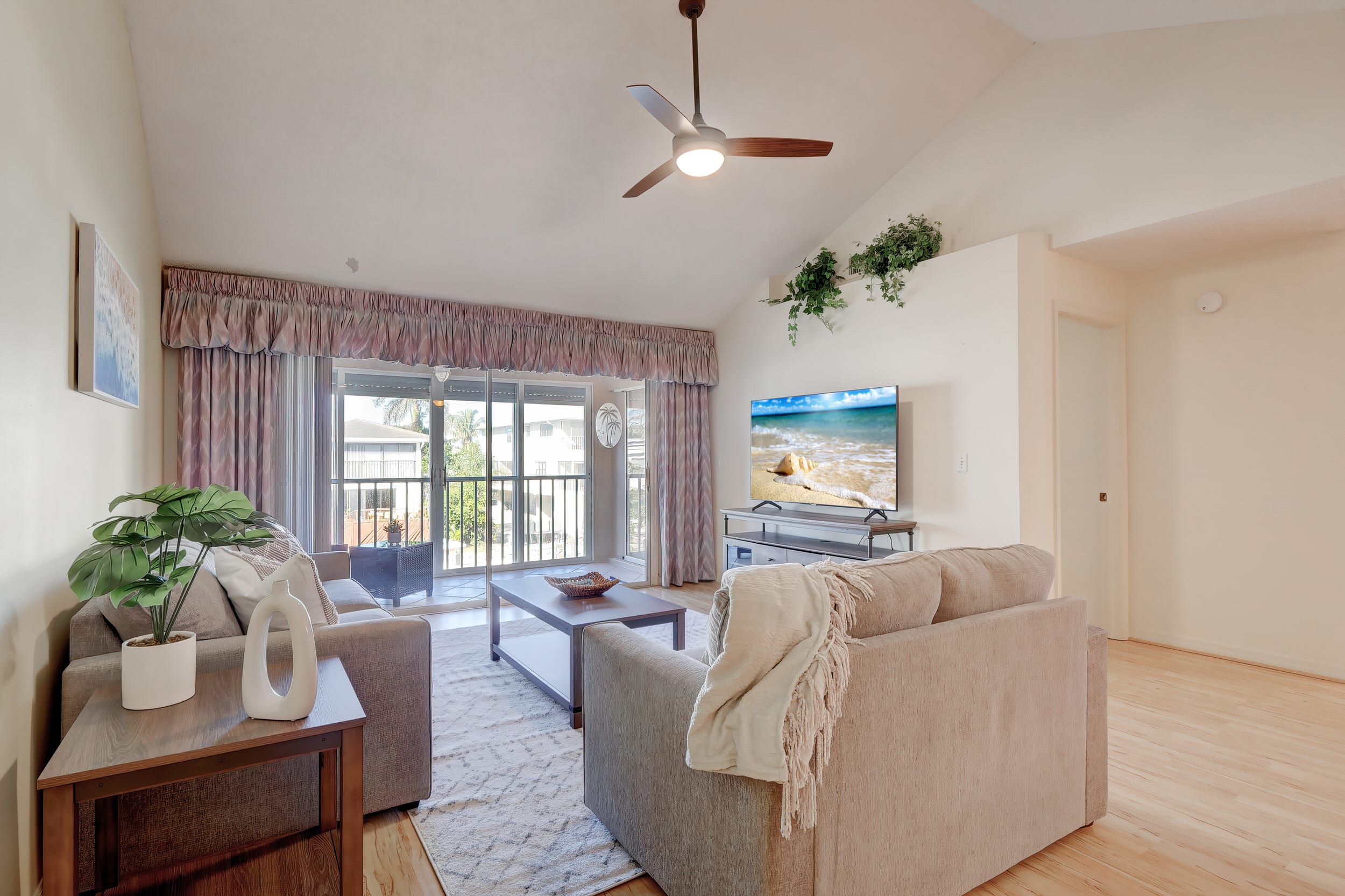 B 2 Waterfront Condo Near Naples Bay Beaches | Photo 16