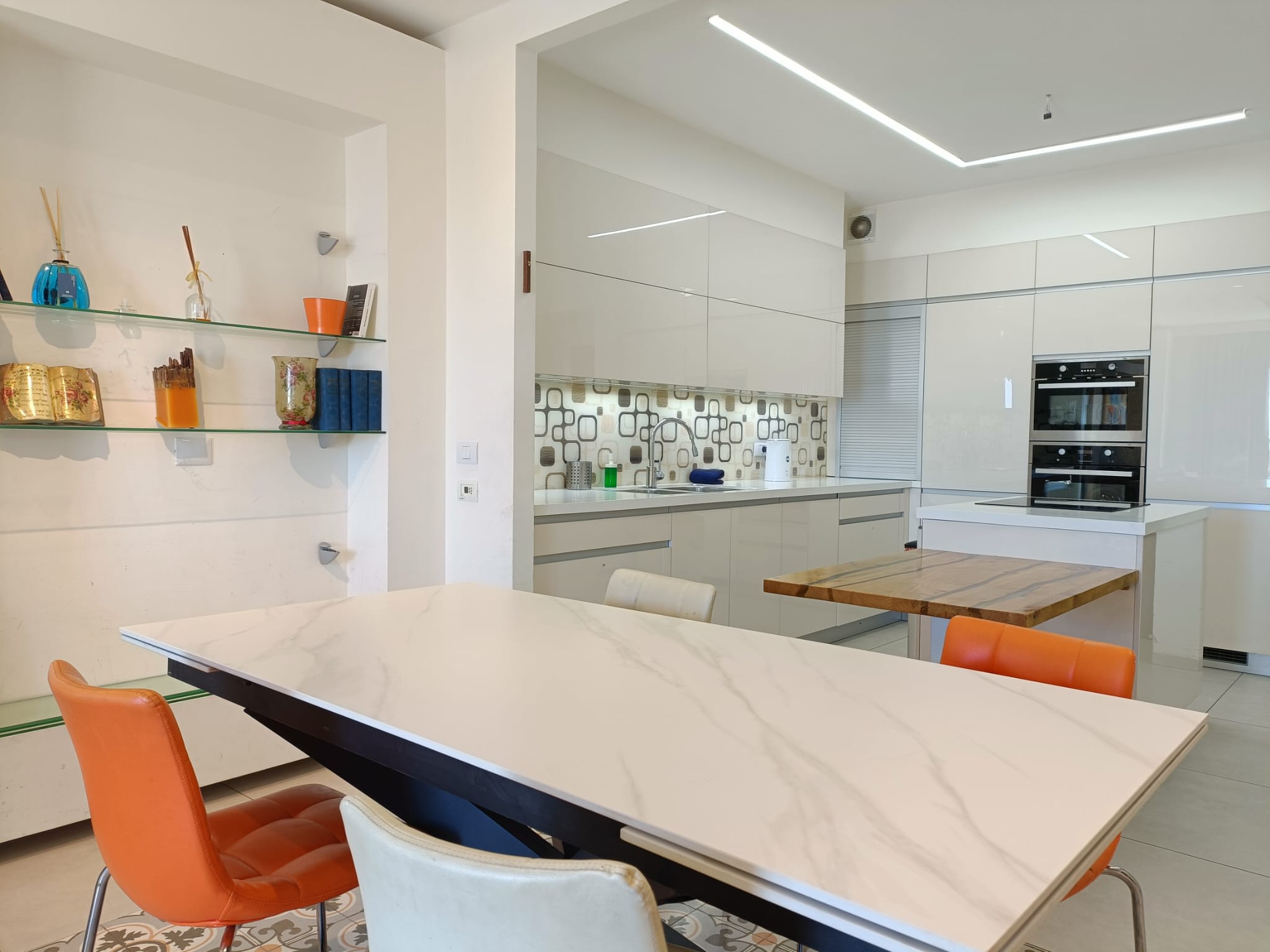 Spacious 2 BDR/2BR with Parking & Temple Mount view in the city center photo 36