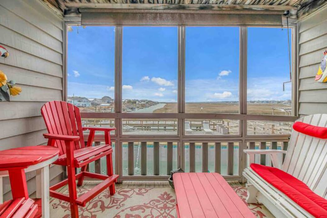 Direct Marsh View And Screened Balcony - Charming Coastal Haven - Garden City