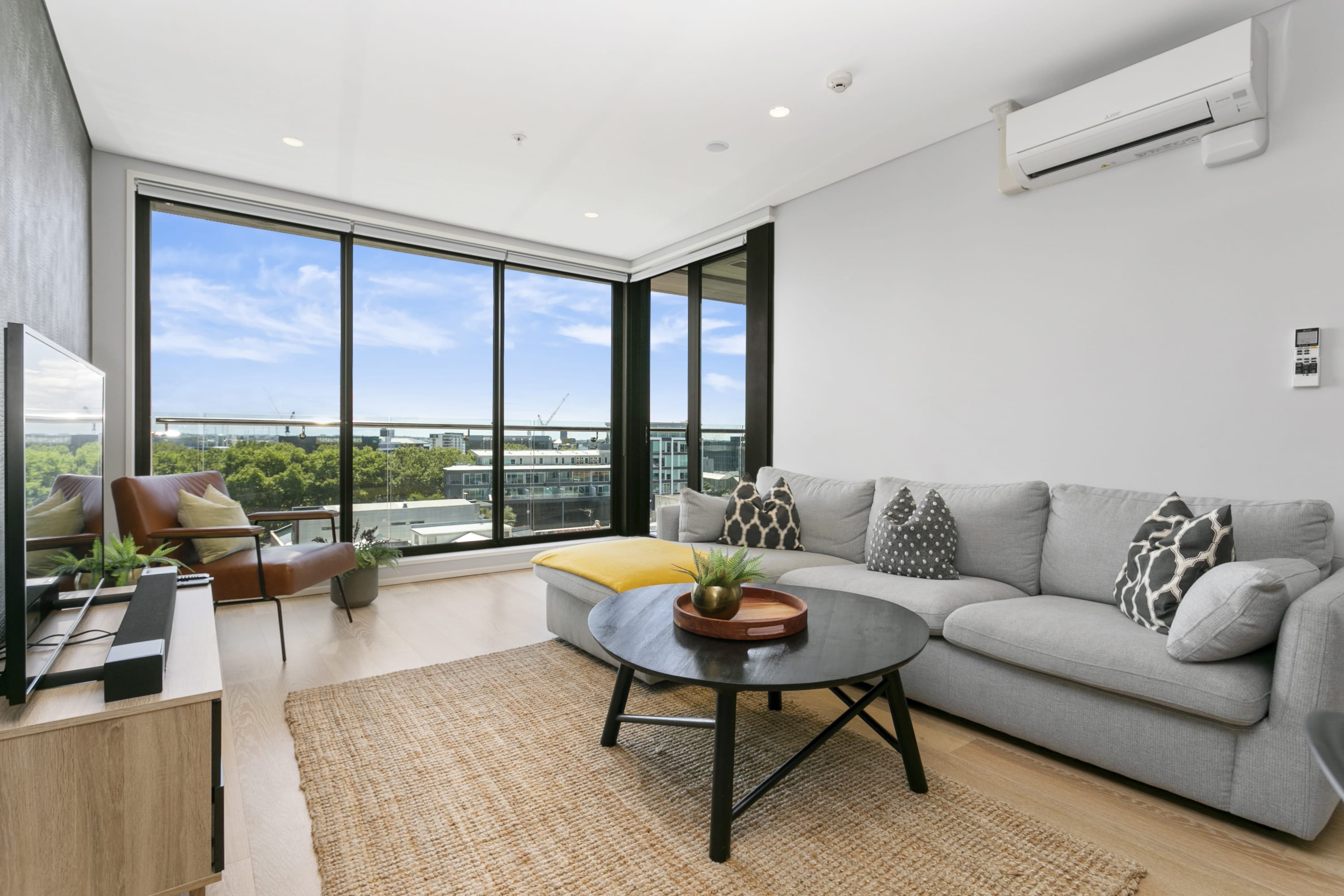 Laid-back Living with Views in Victoria Park | The Urban Butler