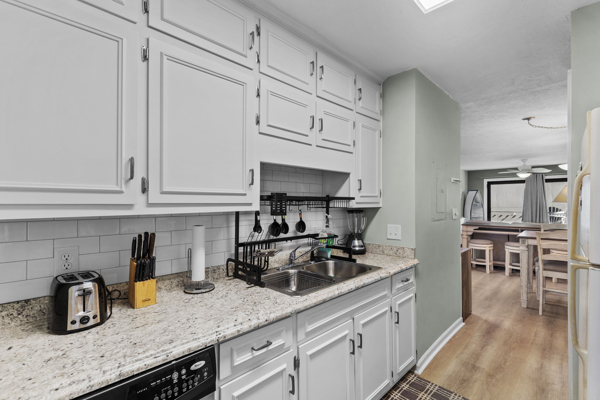 Fully stocked kitchen