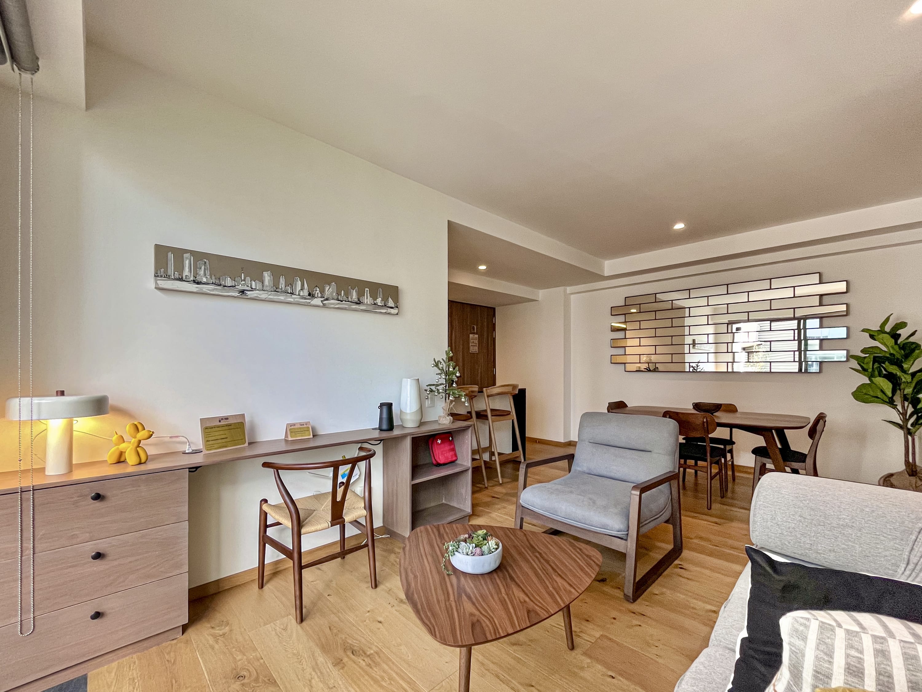 Live in the trendy neighborhood of La Condesa 3