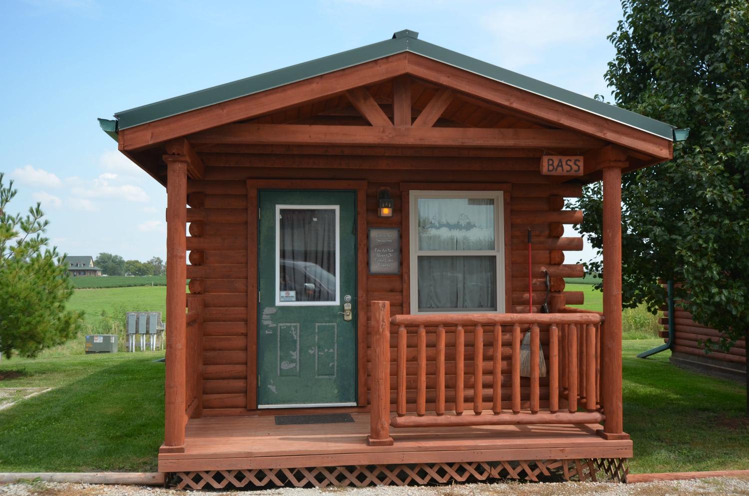 Bass - sleeps up to four — Moravia, IA — vacation rental