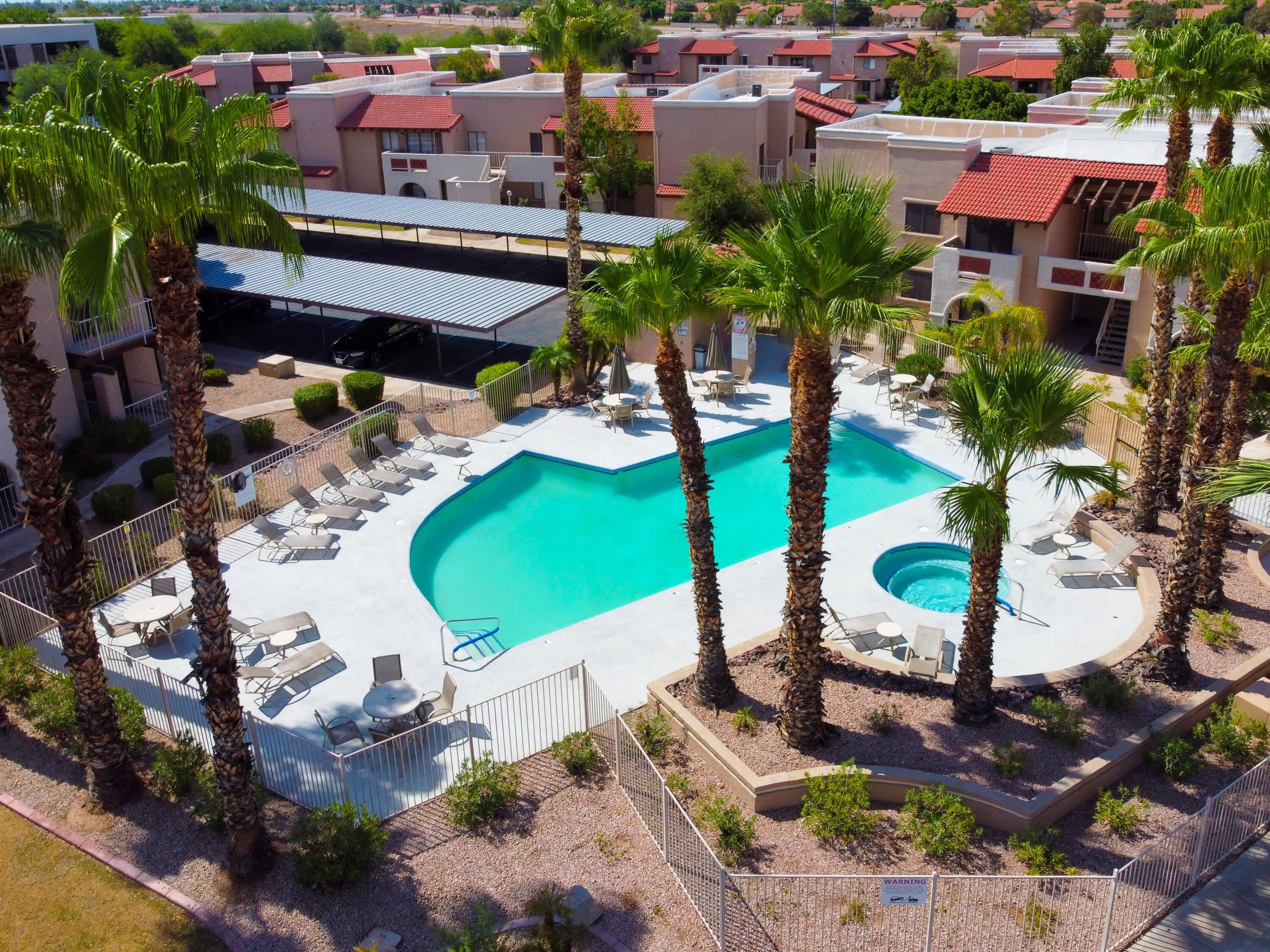Quaint Condo, heated pool & spa, walking paths — Glendale, AZ — vacation rental