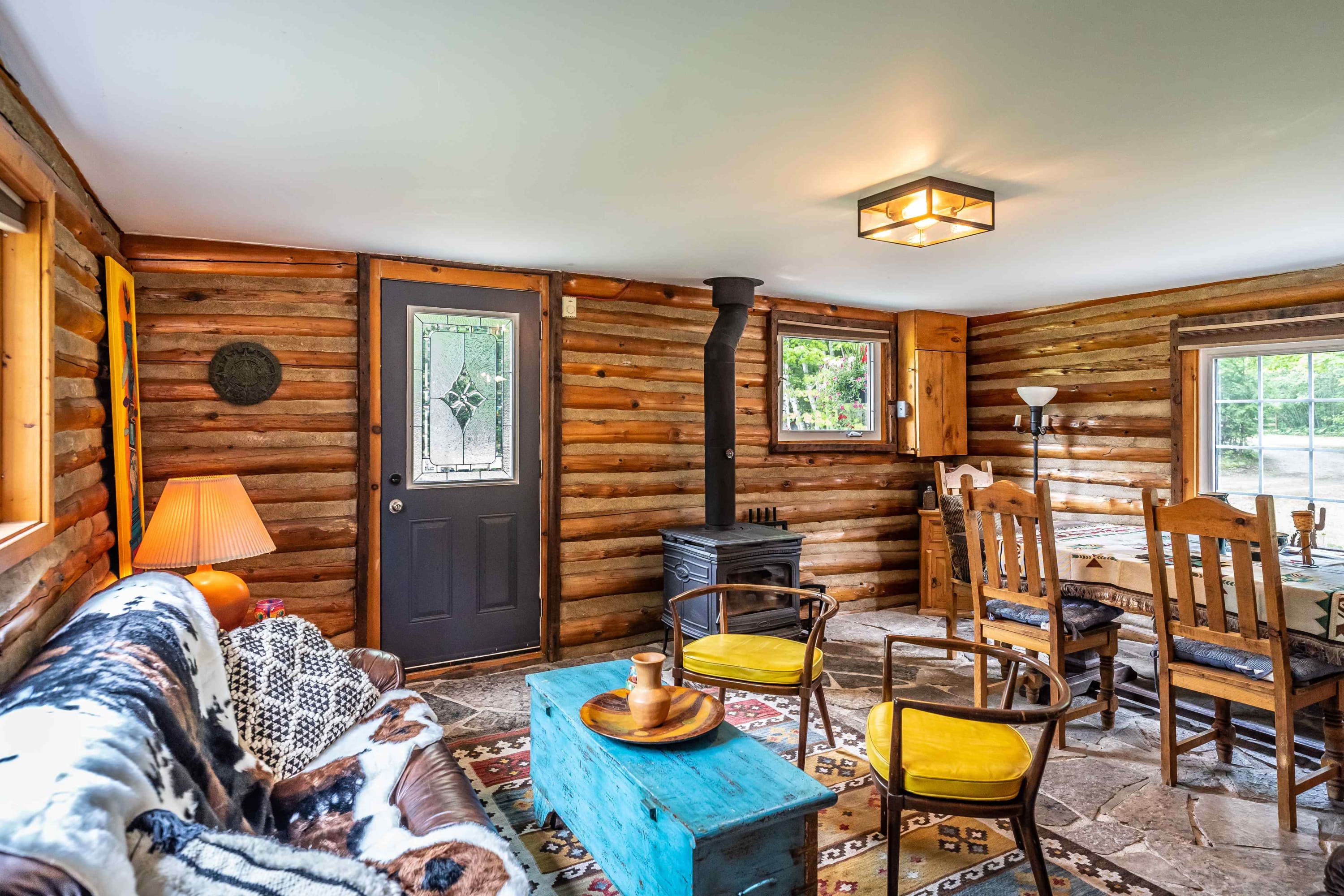 Nature Lovers Retreat log home - L'il Ranch — Wiarton, Ontario — vacation rental