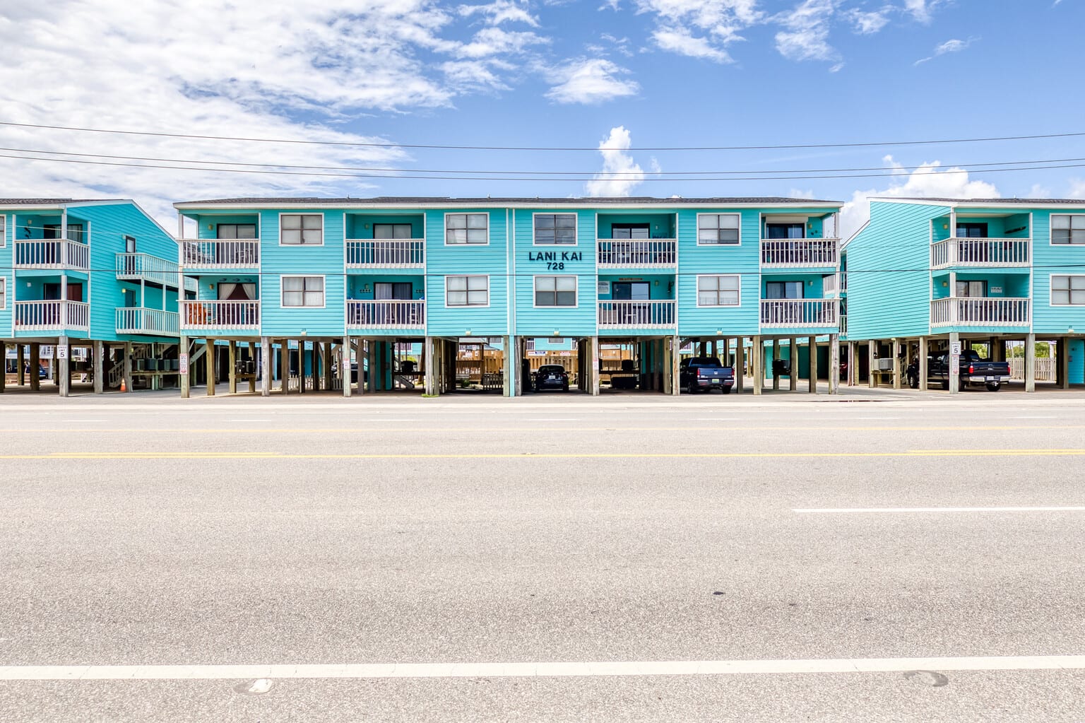 Serene condo on the beach with pool covered deck | Photo 3