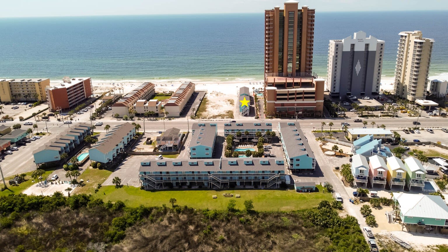 Serene condo on the beach with pool covered deck | Photo 2