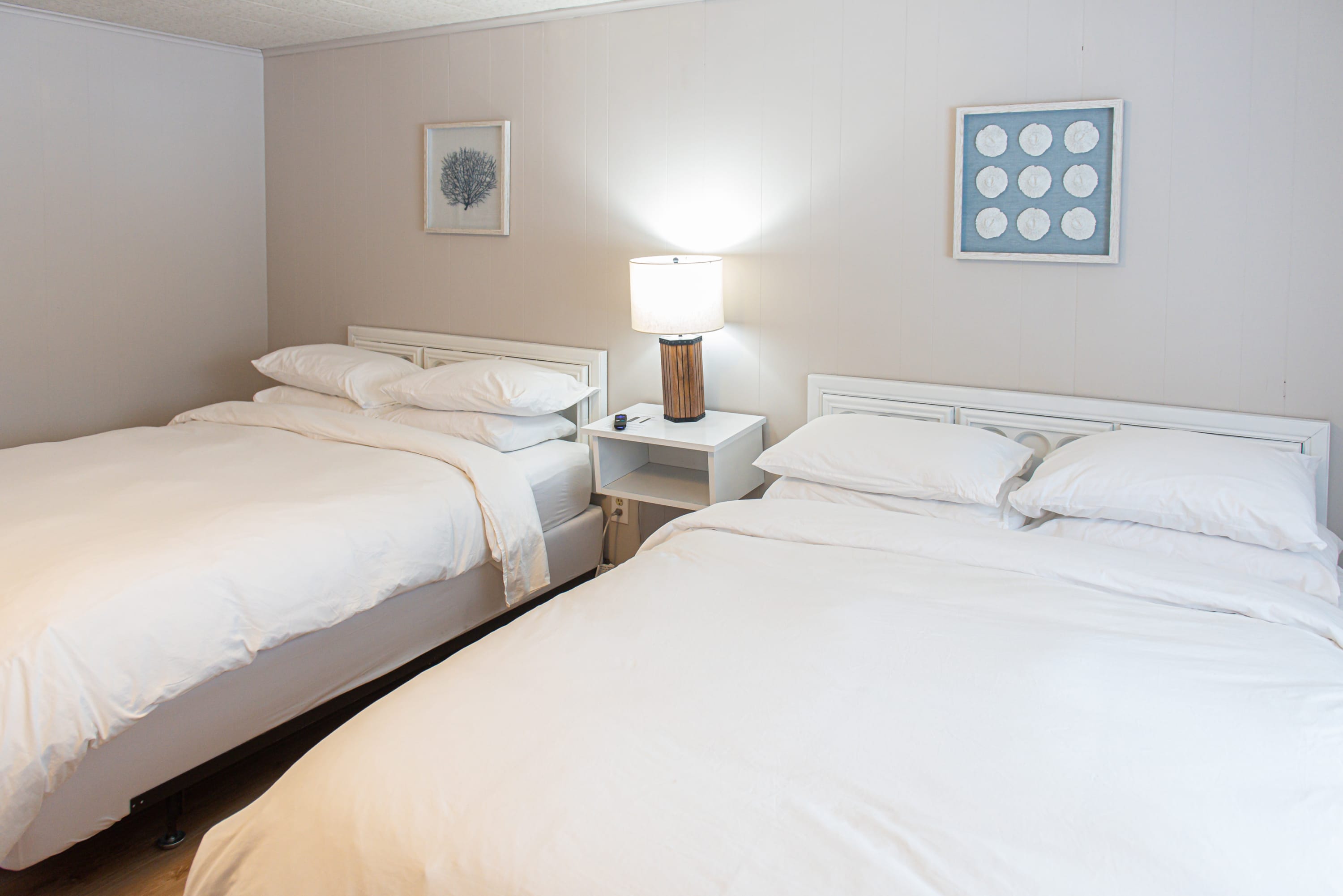 Star Gate Room 3 Indian River, MI — Indian River, MI — vacation rental