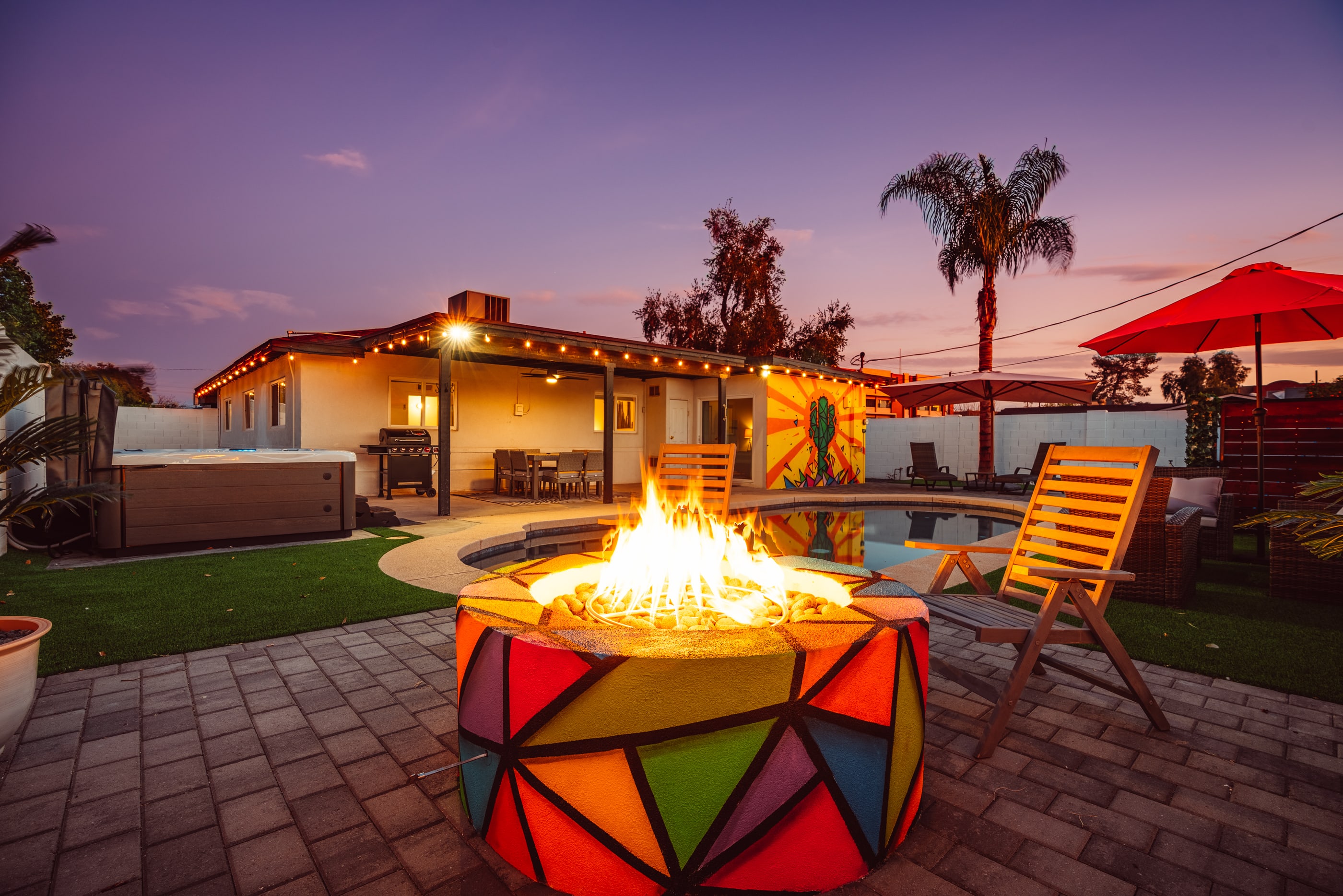 Enjoy a Night close to the Fire pit!
